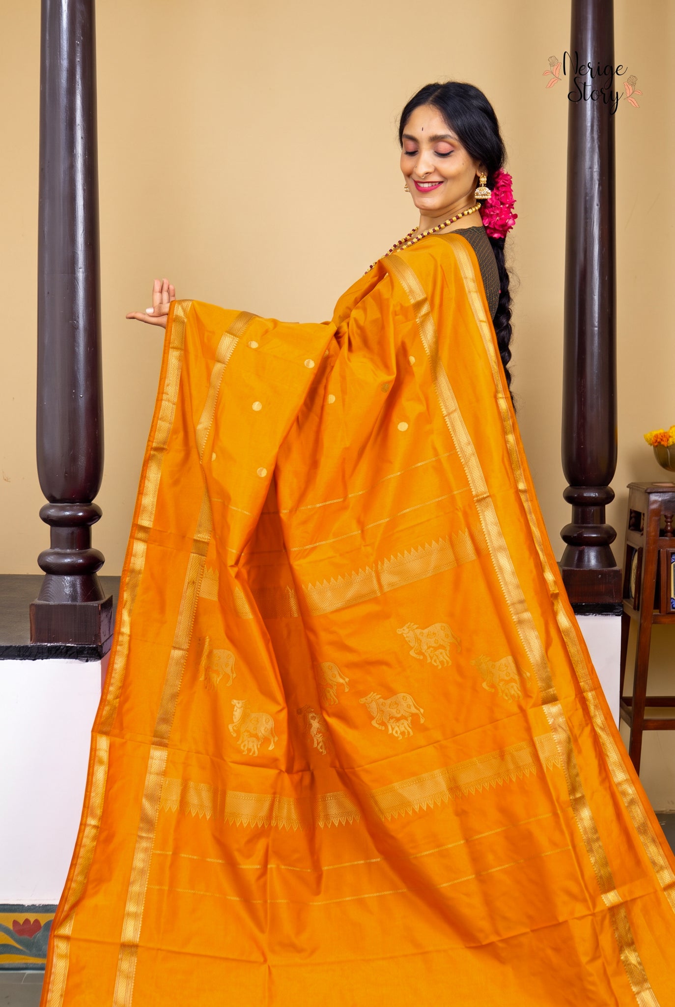 CHANDIKA (சண்டிகா)