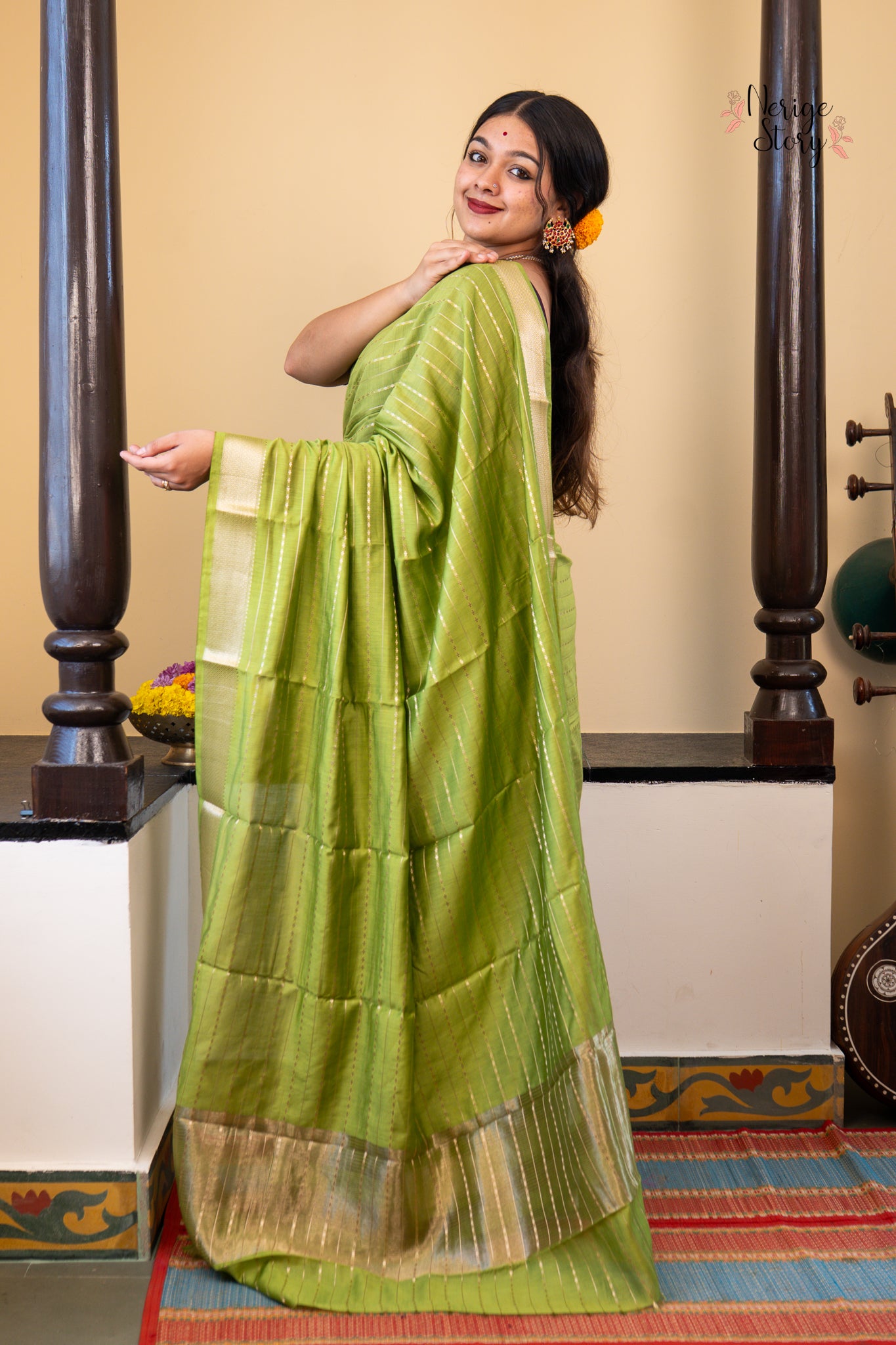 GAYANA (गायना)