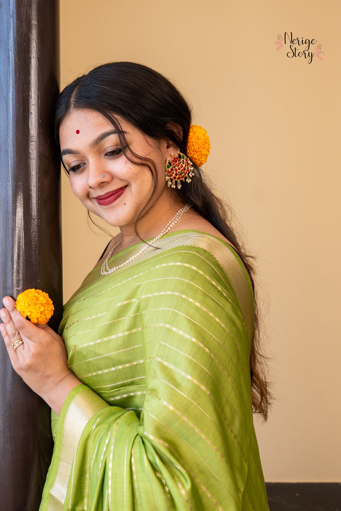 GAYANA (गायना)