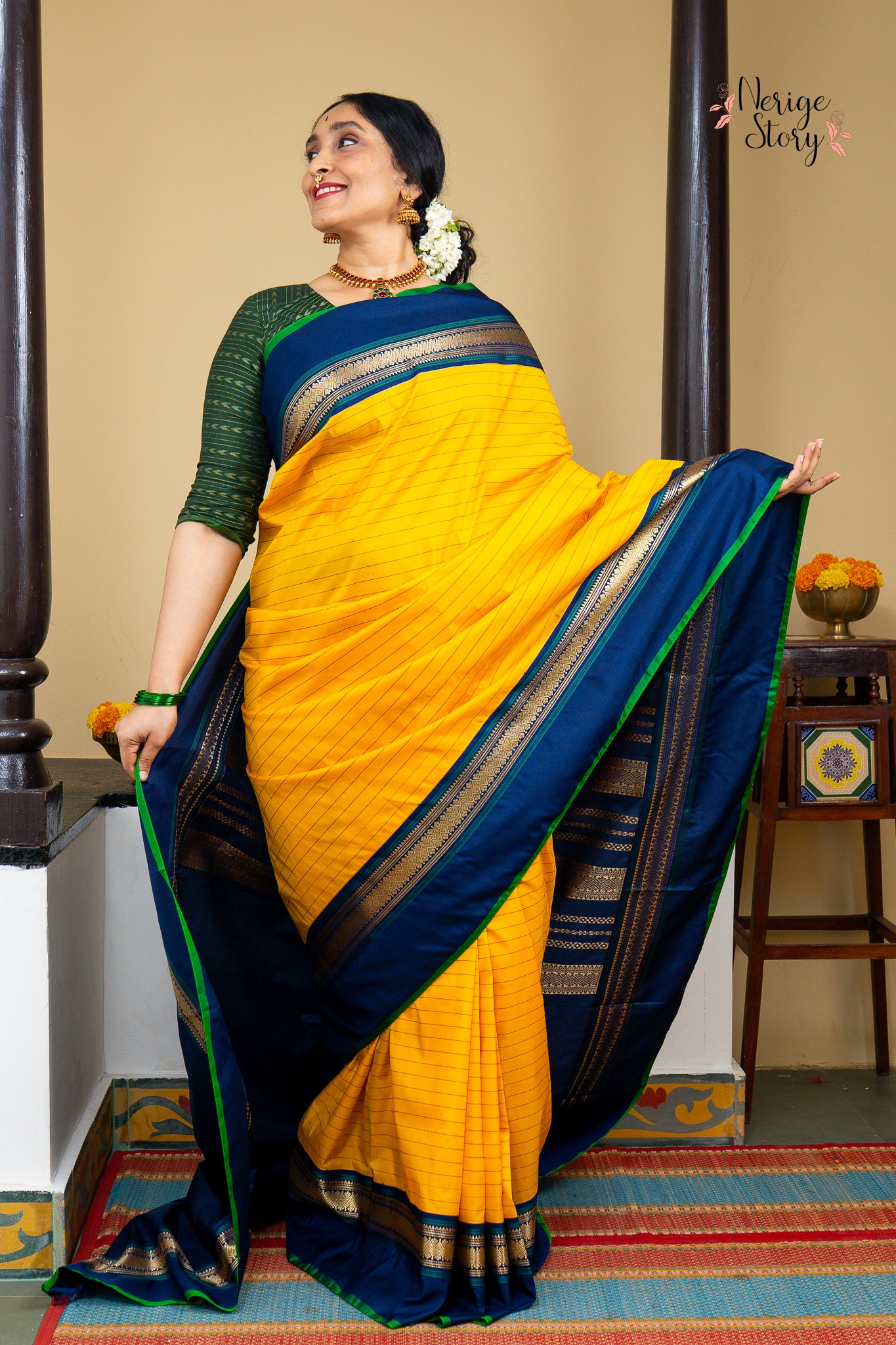 MAHALAKSHMI (महालक्ष्मी)