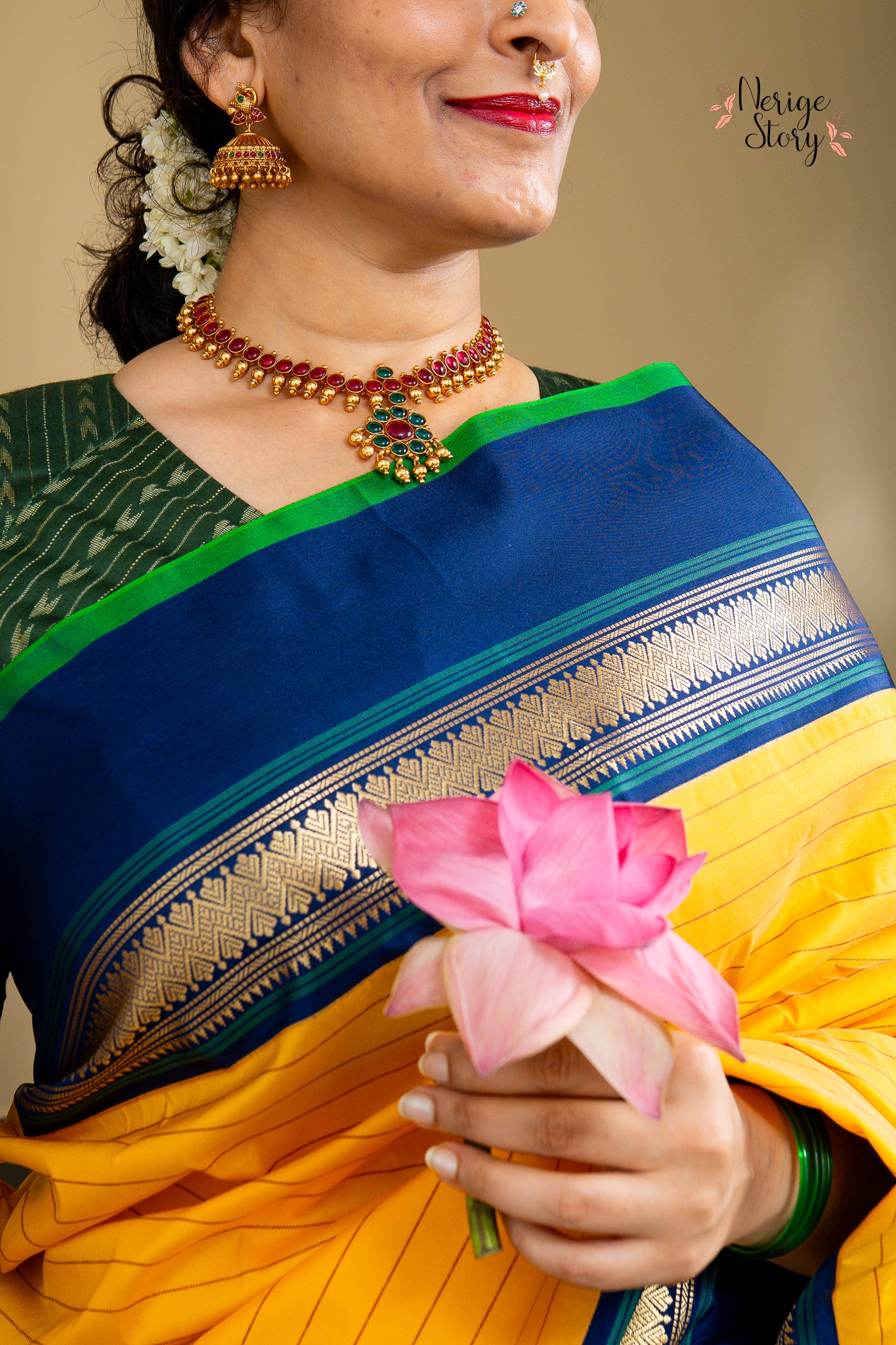 MAHALAKSHMI (महालक्ष्मी)