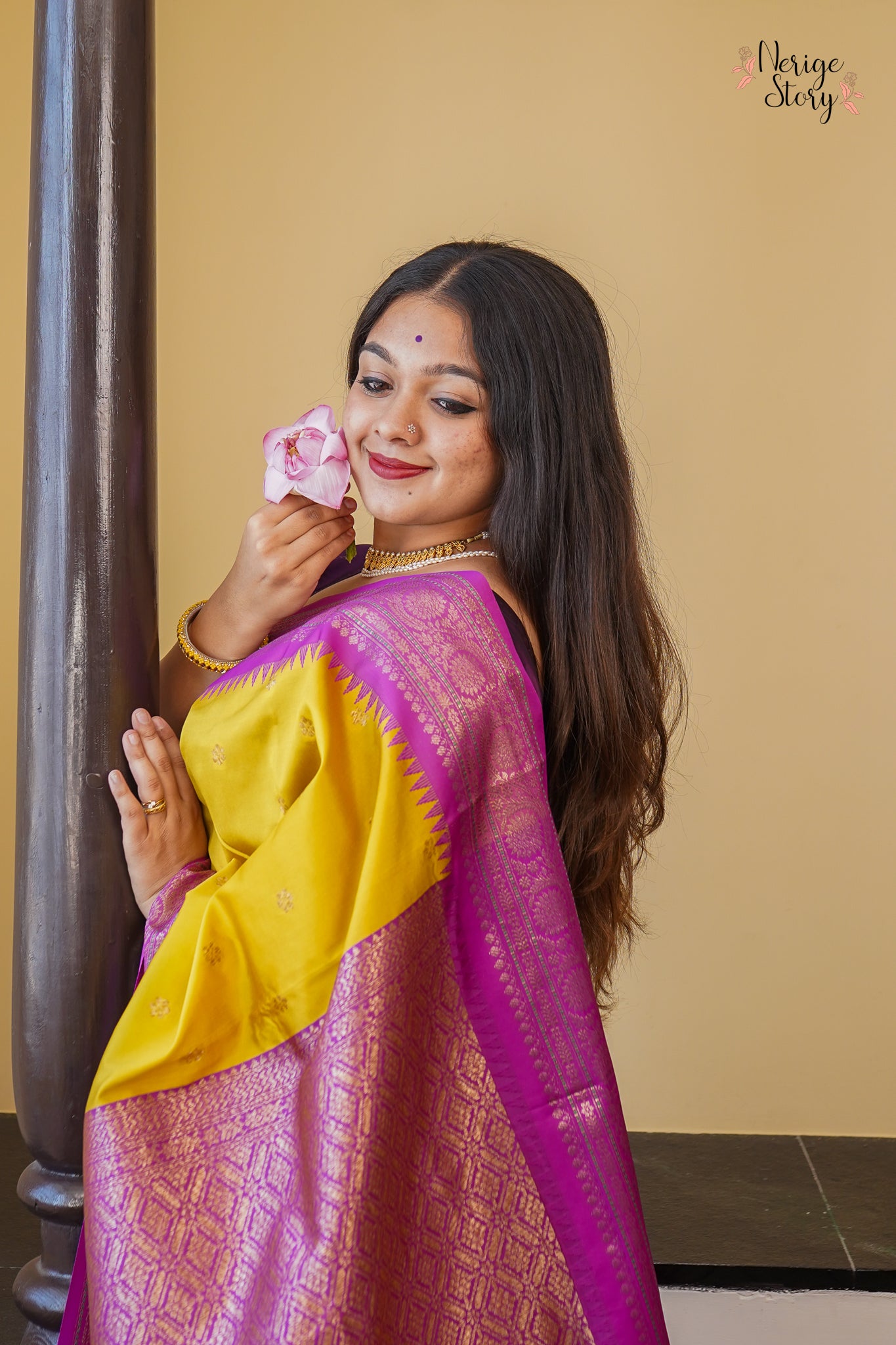AKALPITA (अकल्पिता)