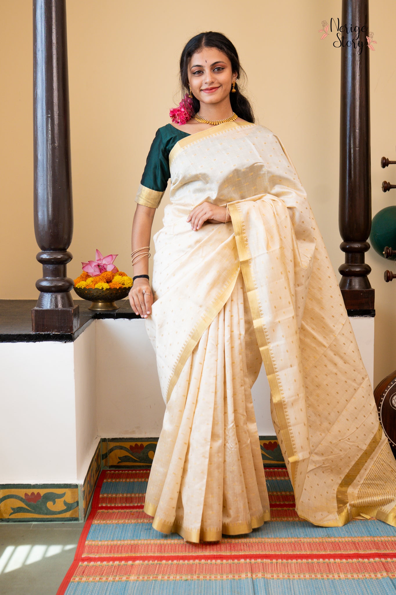 RAVINA (रवीना)
