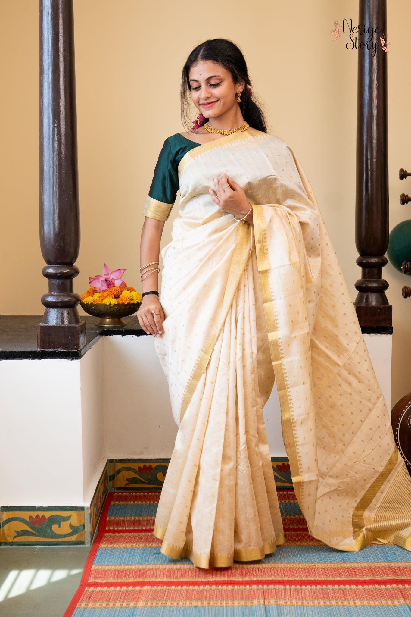 RAVINA (रवीना)