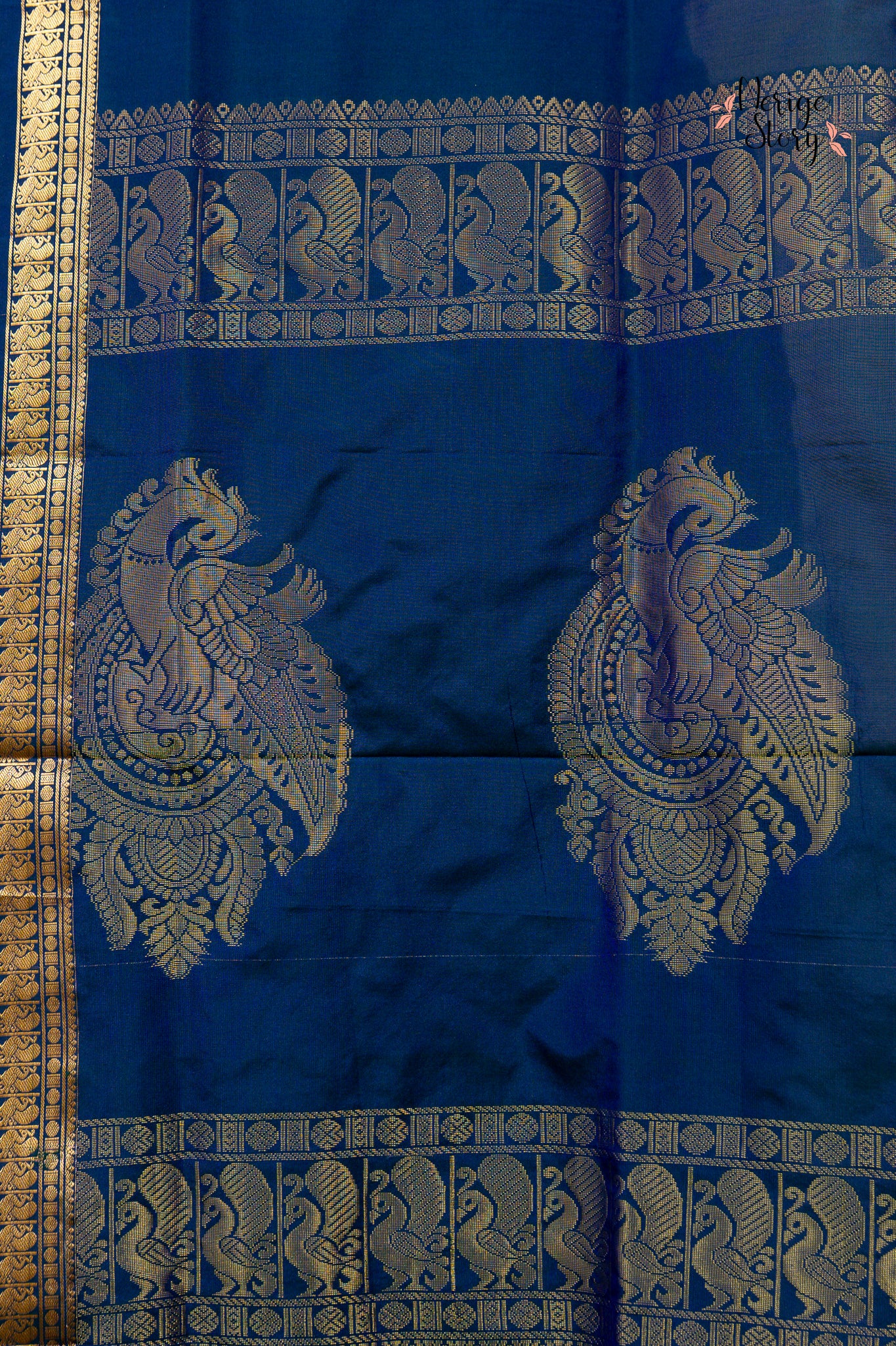 SHODASHI (षोडशी)