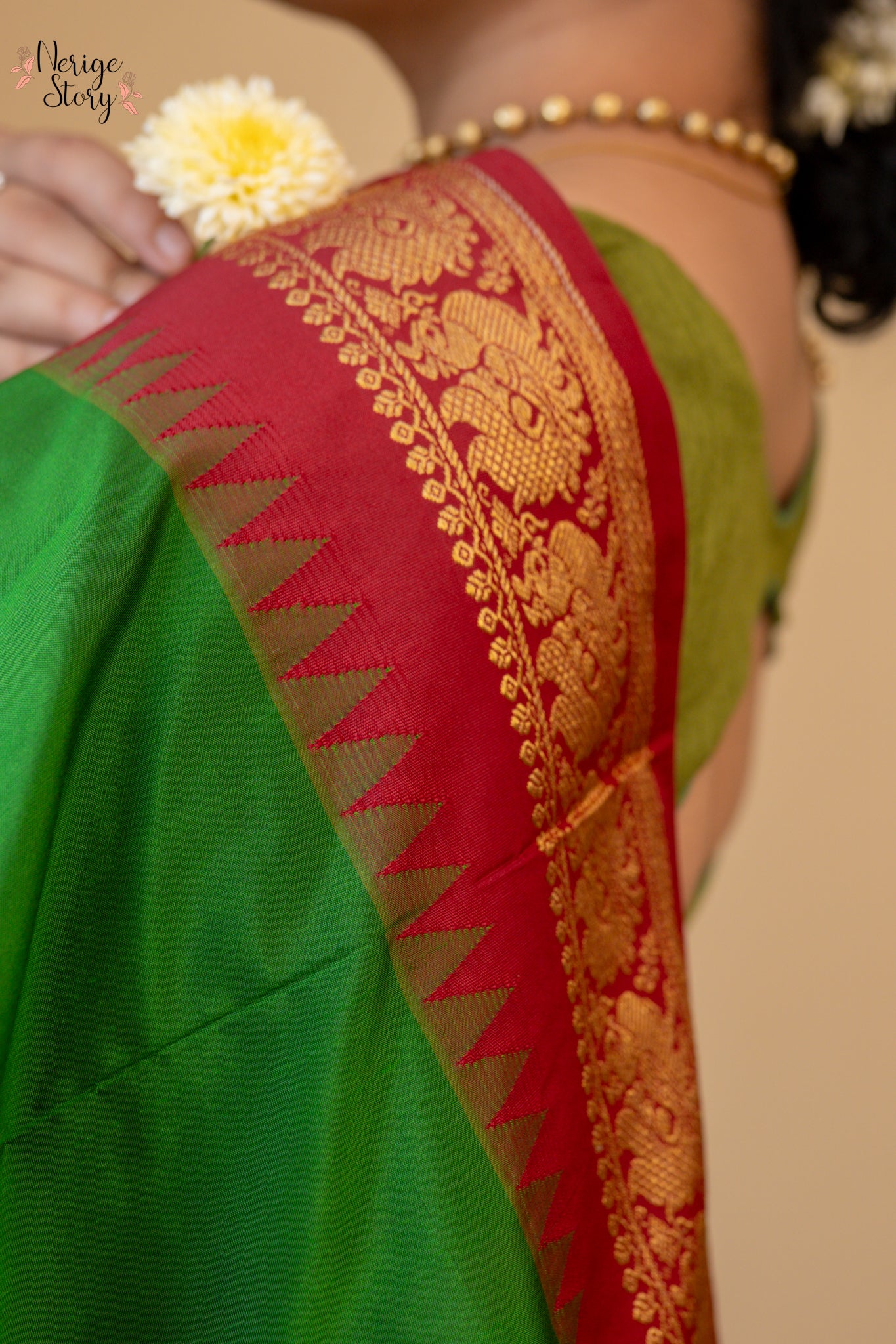 VANITHA (ವನಿತಾ)