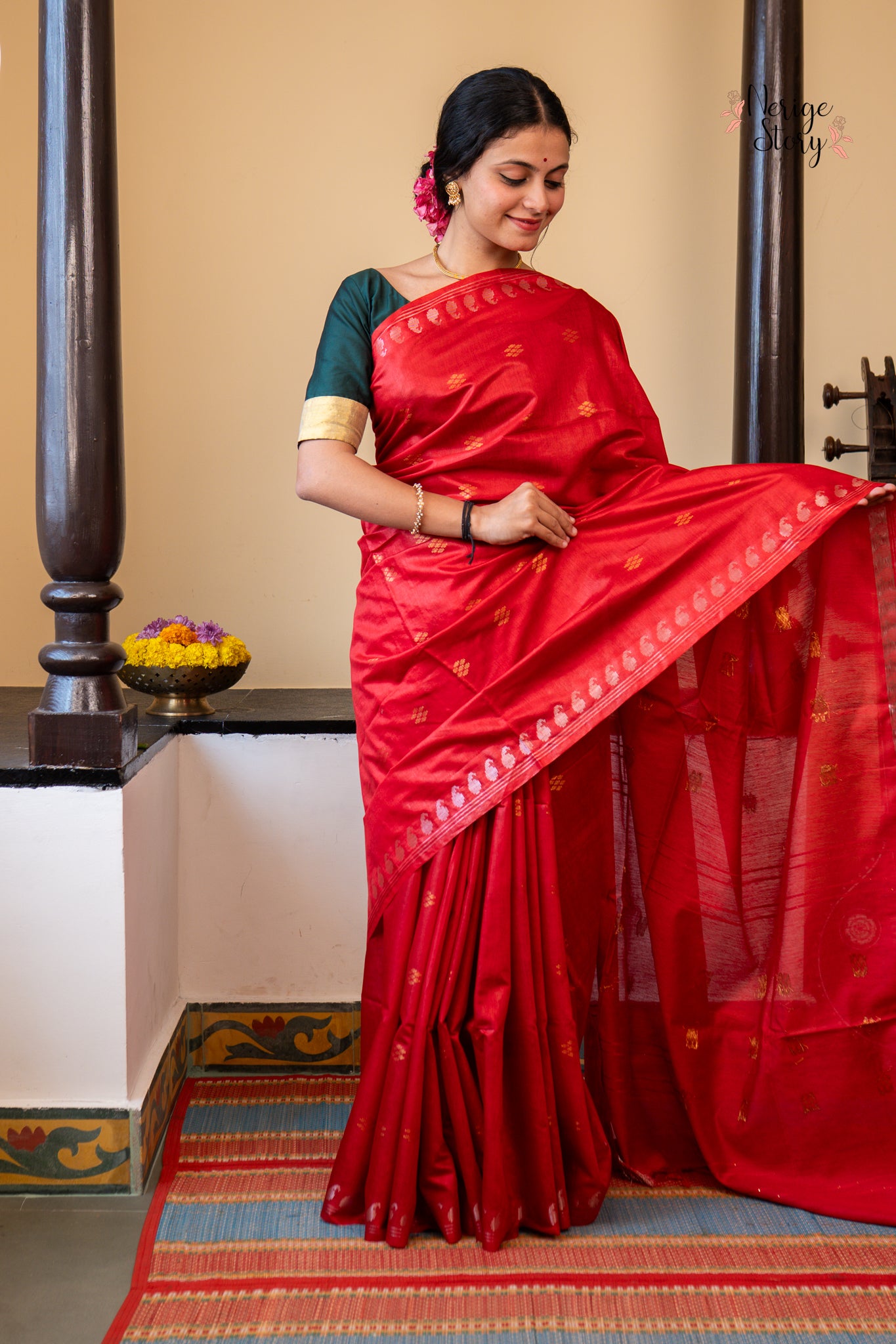 HAMSIKA (हंसिका)