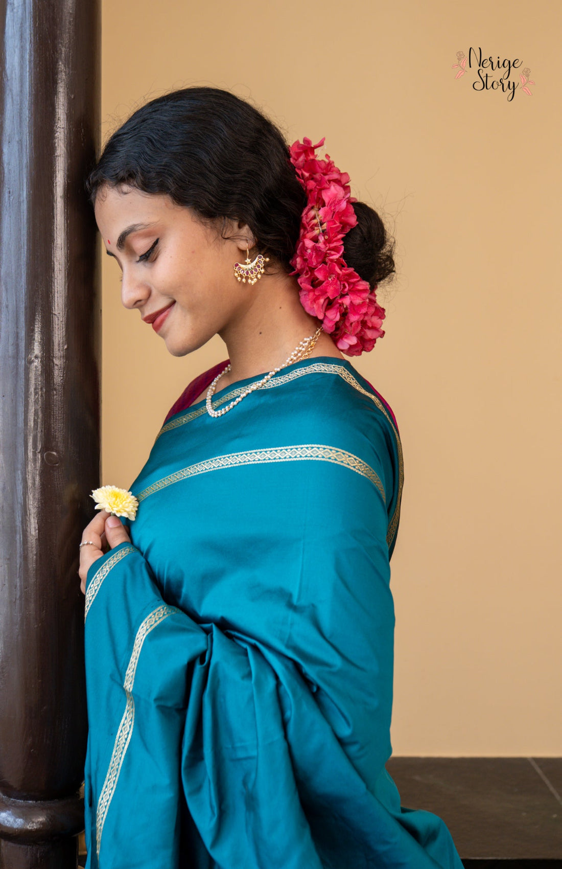 ADHIRA (ಅಧಿರಾ)