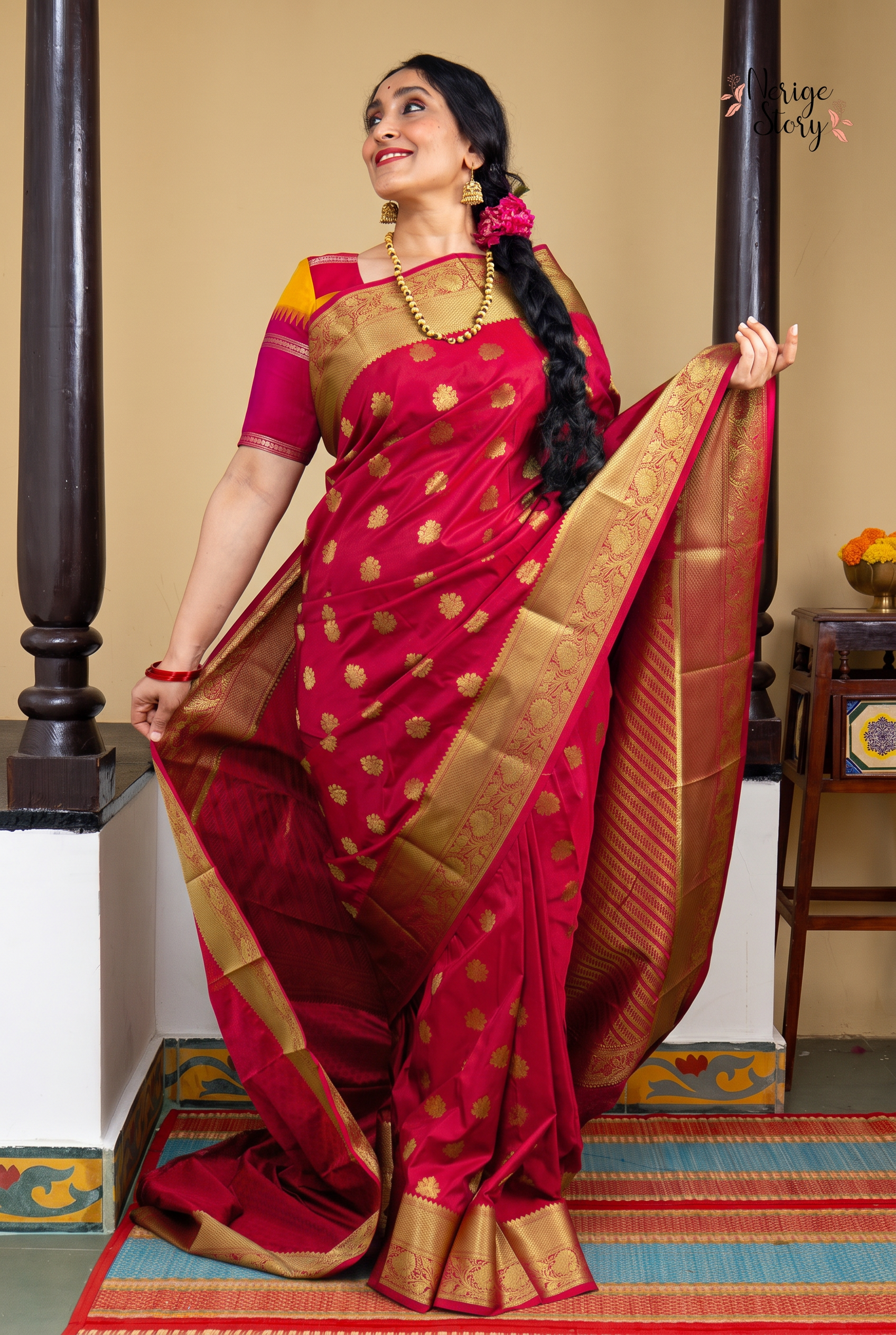 BHUVANESHWARI (புவனேஸ்வரி)