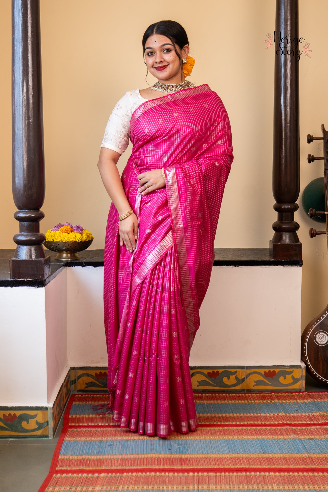 GAYANA (गायना)