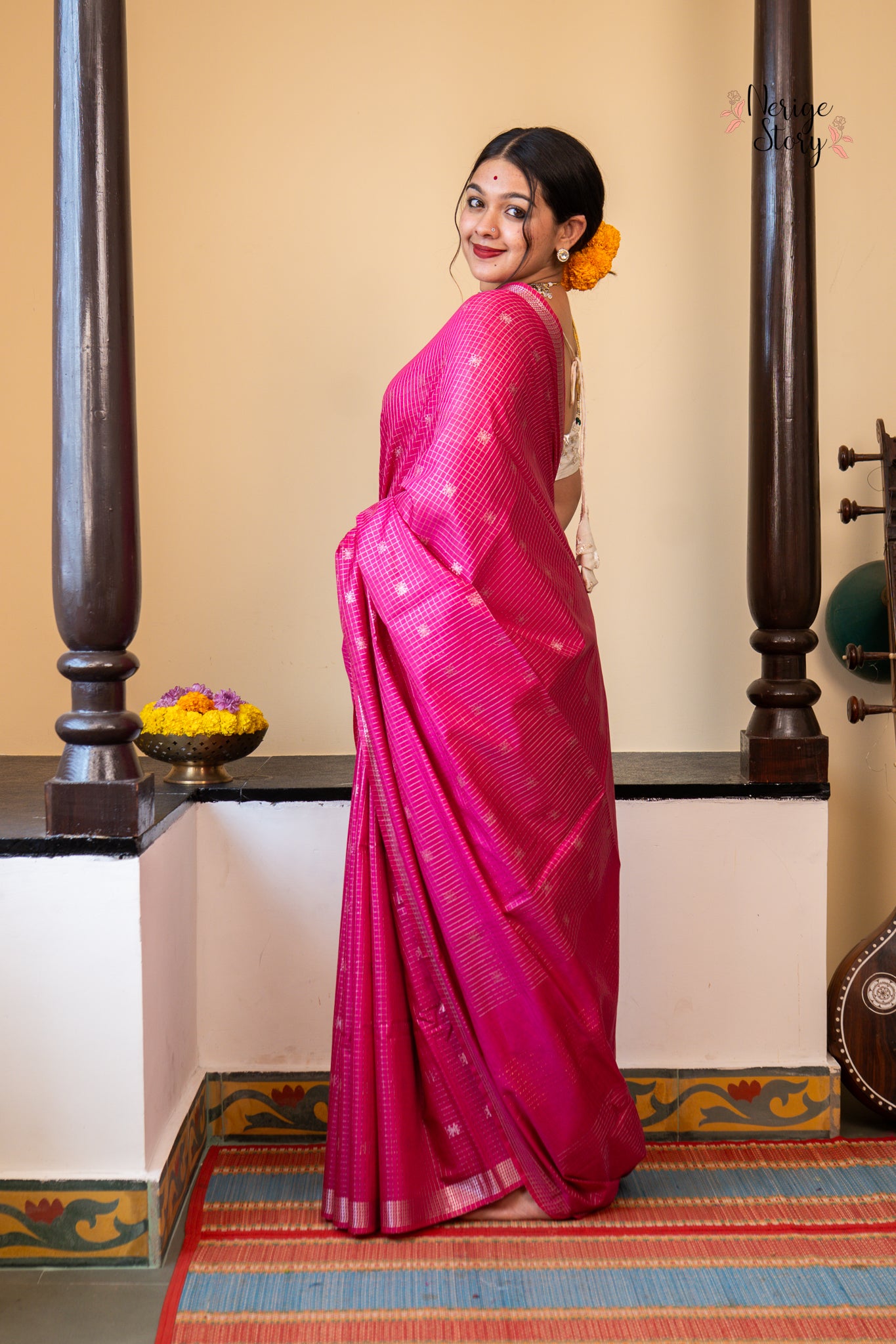 GAYANA (गायना)