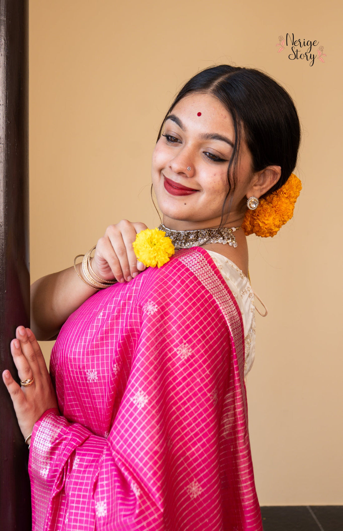 GAYANA (गायना)