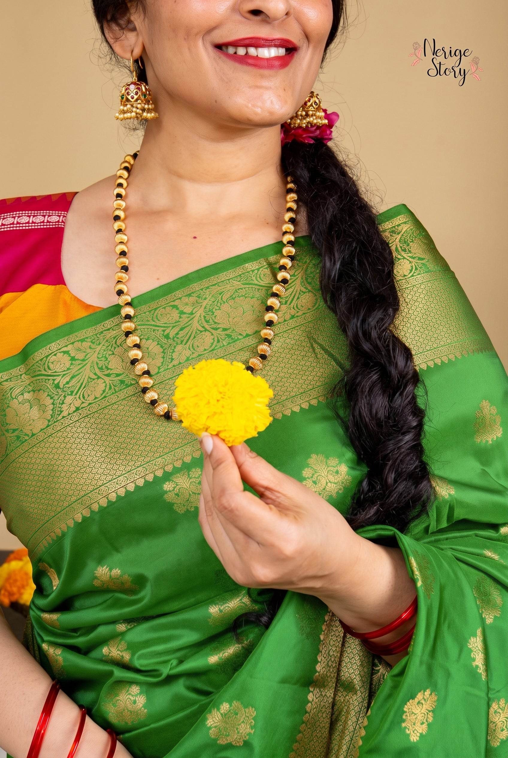 NEELAYADAKSHI (நீலாயதாட்சி)