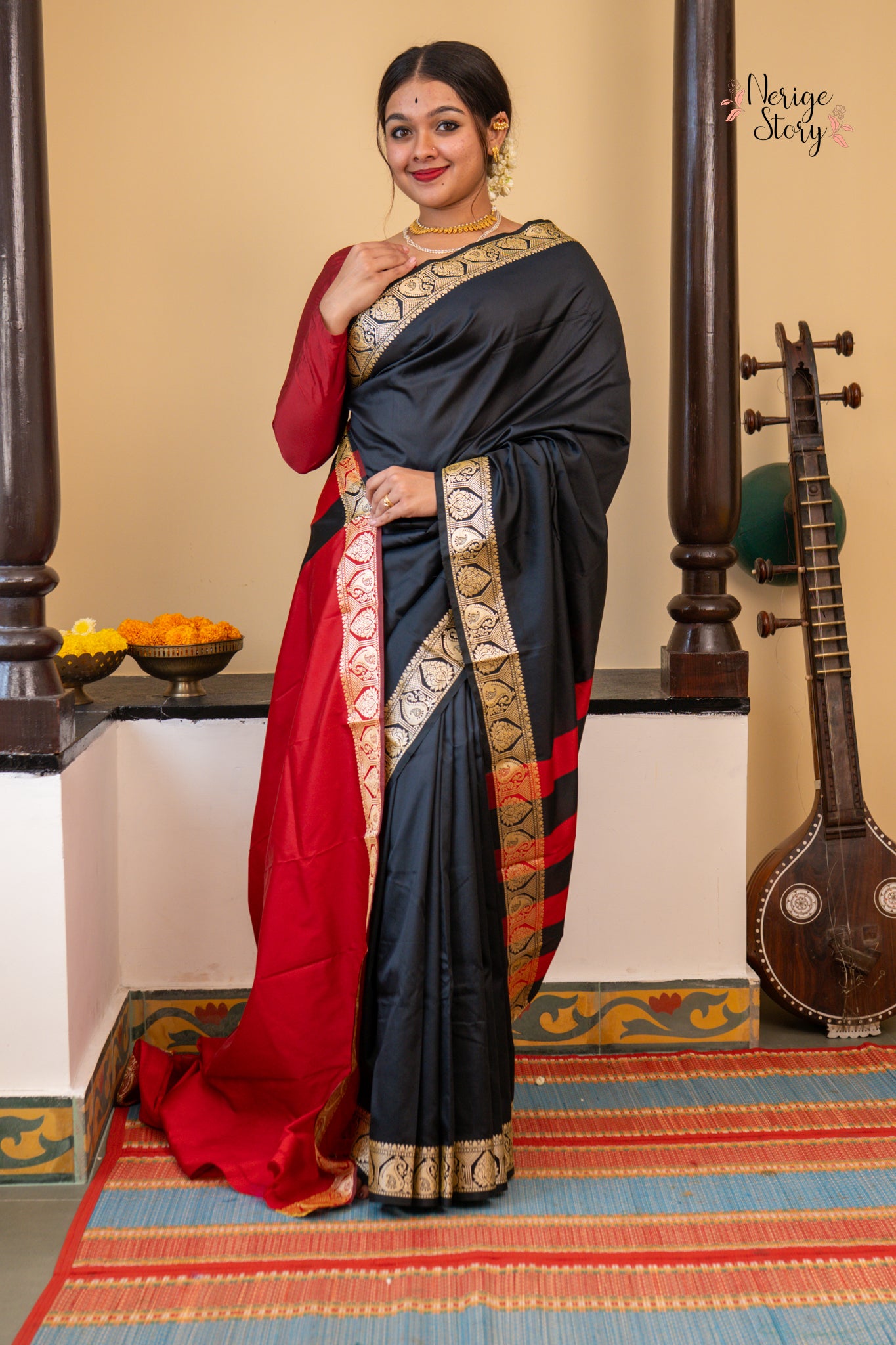 CHARUSHREE (चारुश्री)