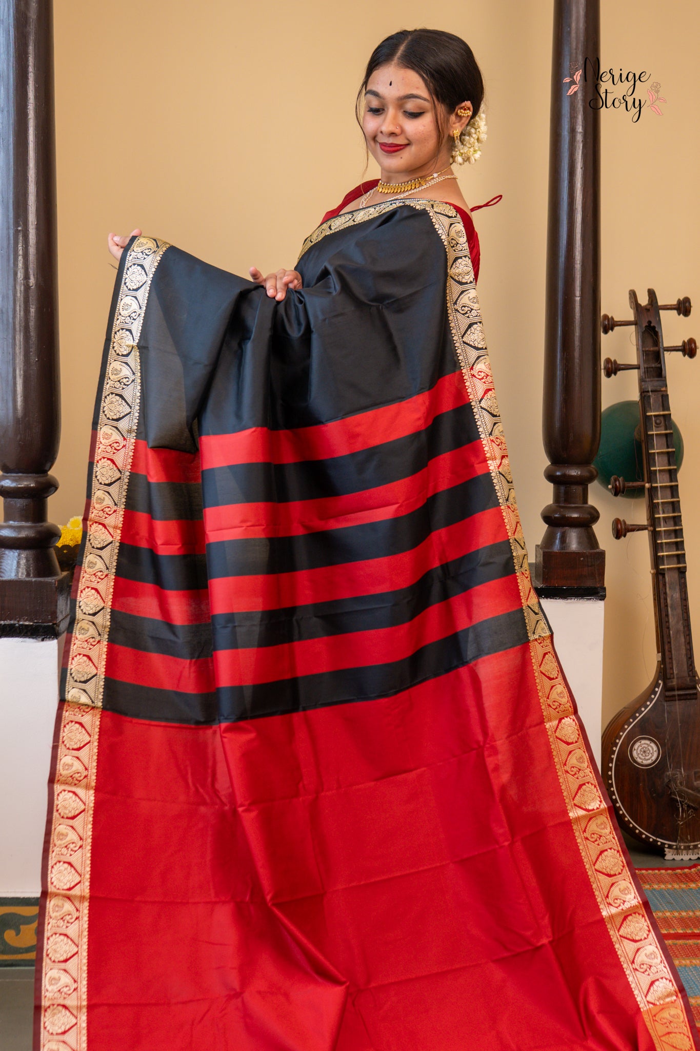 CHARUSHREE (चारुश्री)