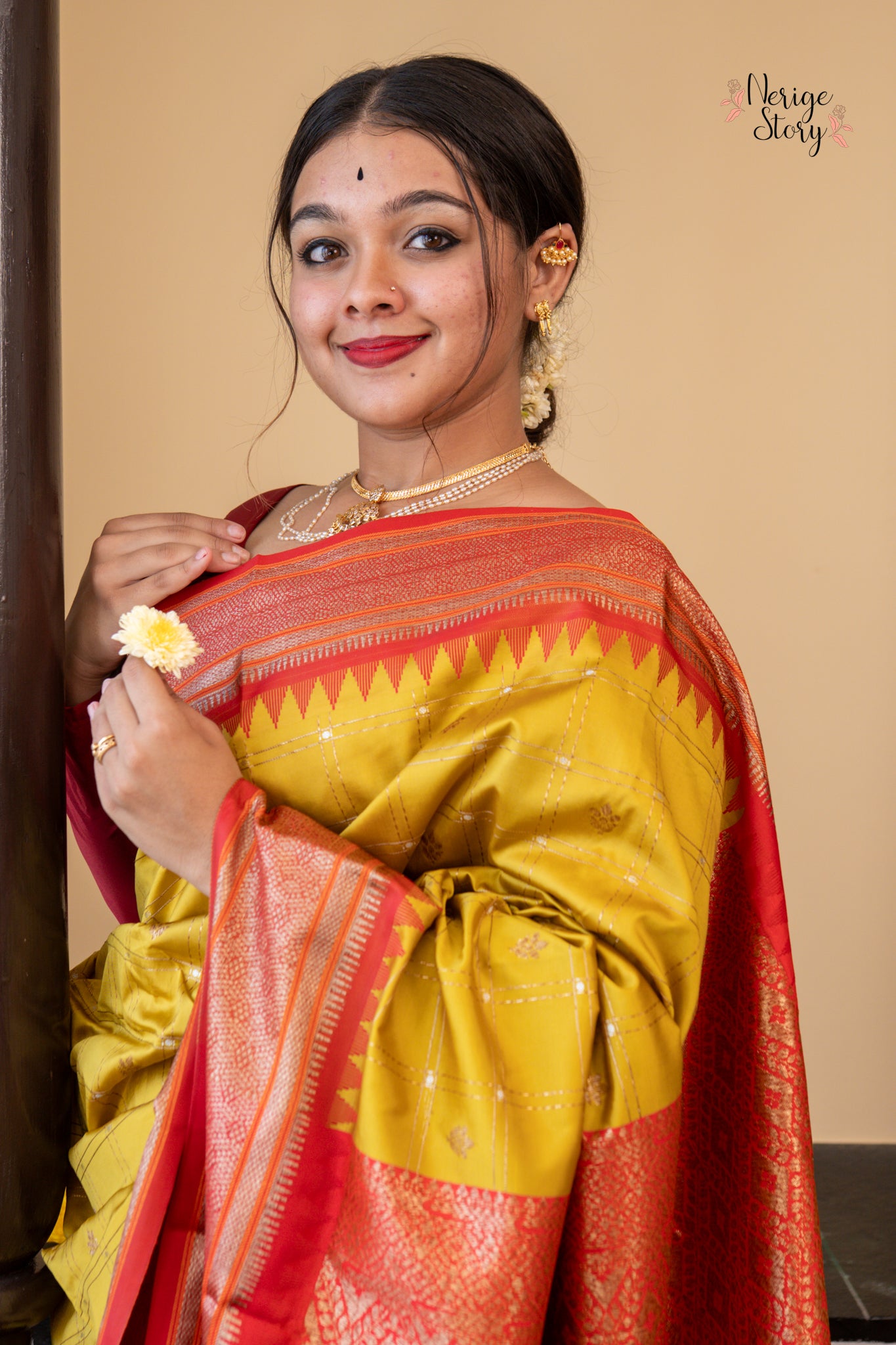 YASHVIKA (यश्विका)