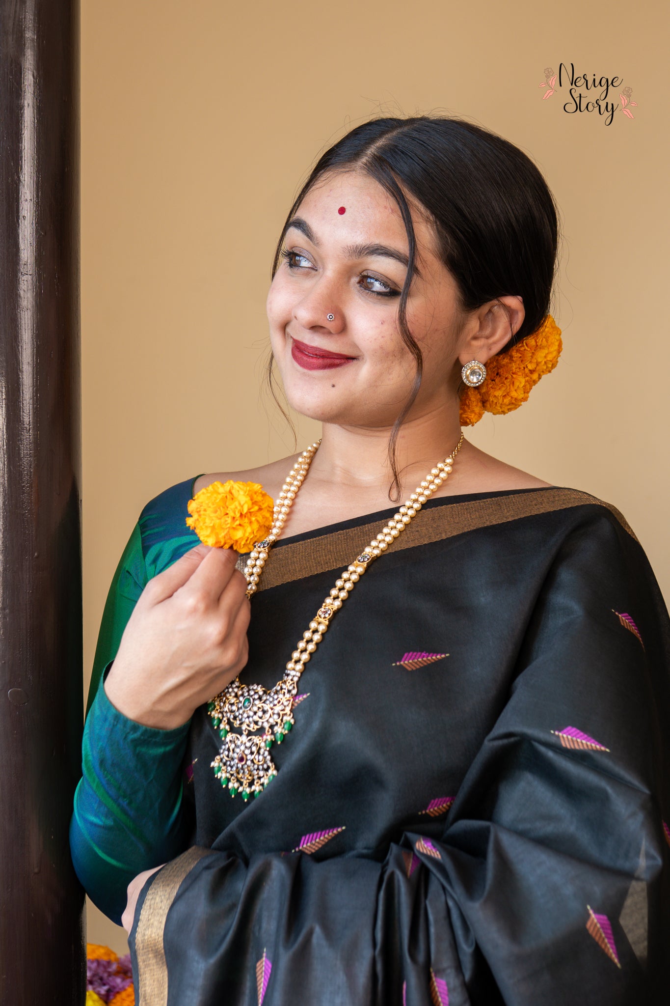 HANSI (हंसी)