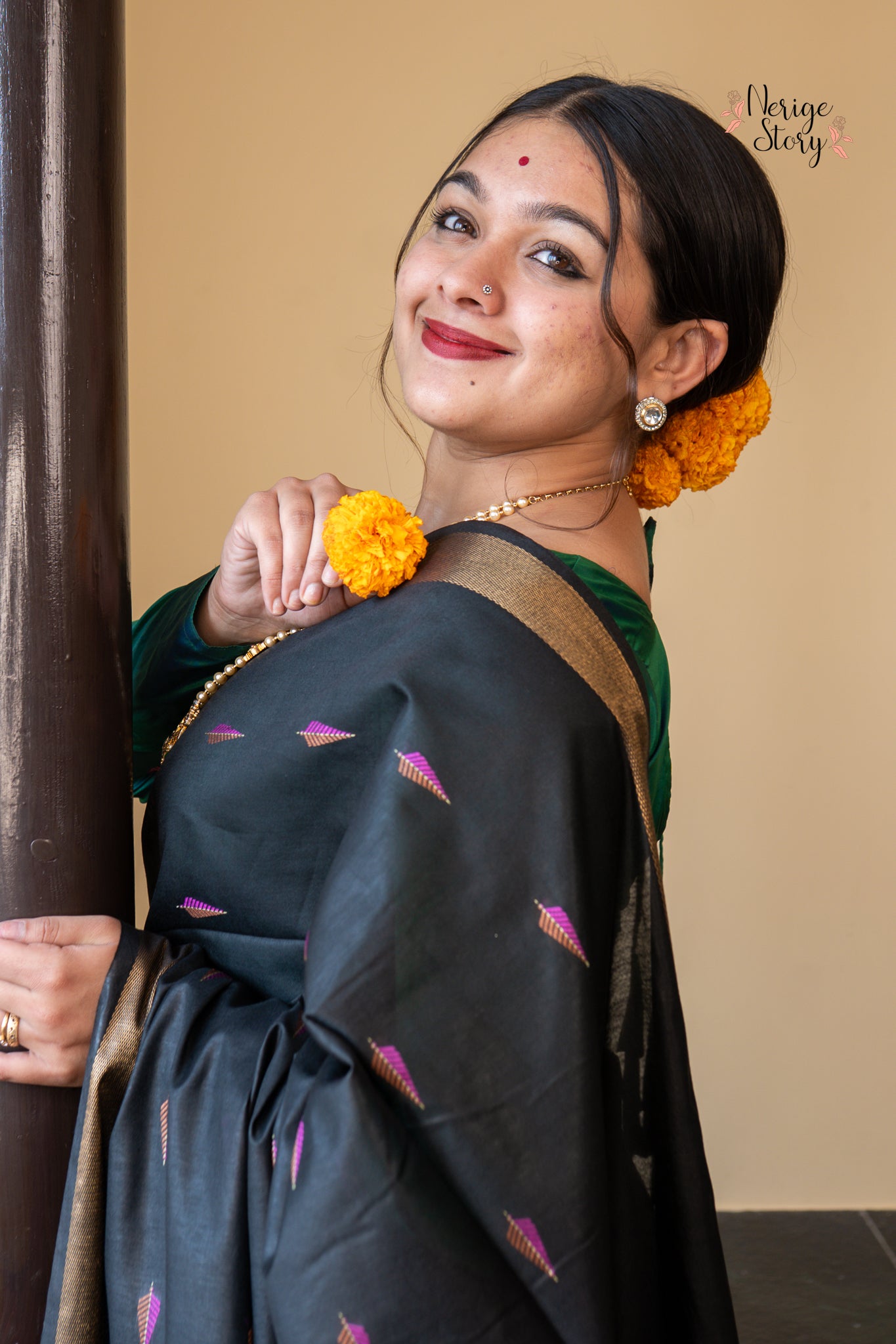 HANSI (हंसी)