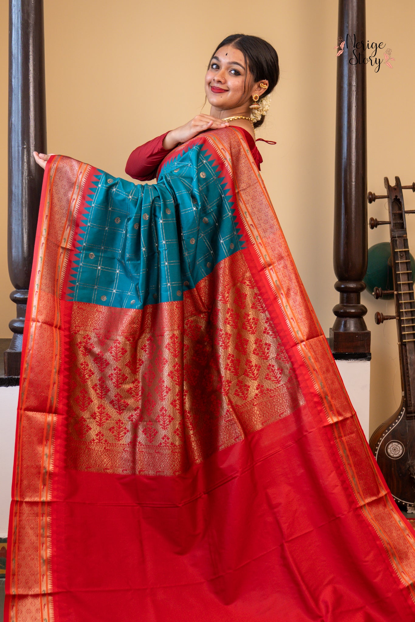 KAMESHI (कामेशी)