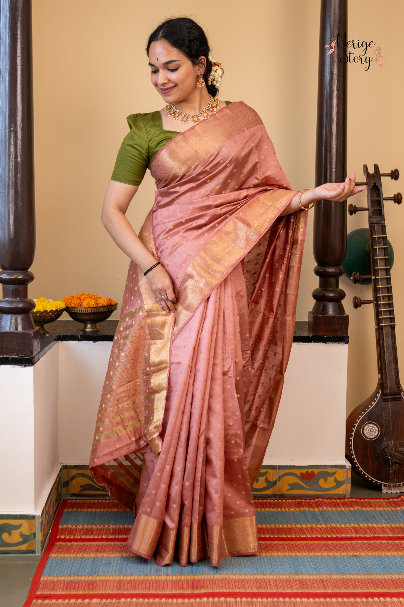 AMODINI (अमोदिनी)