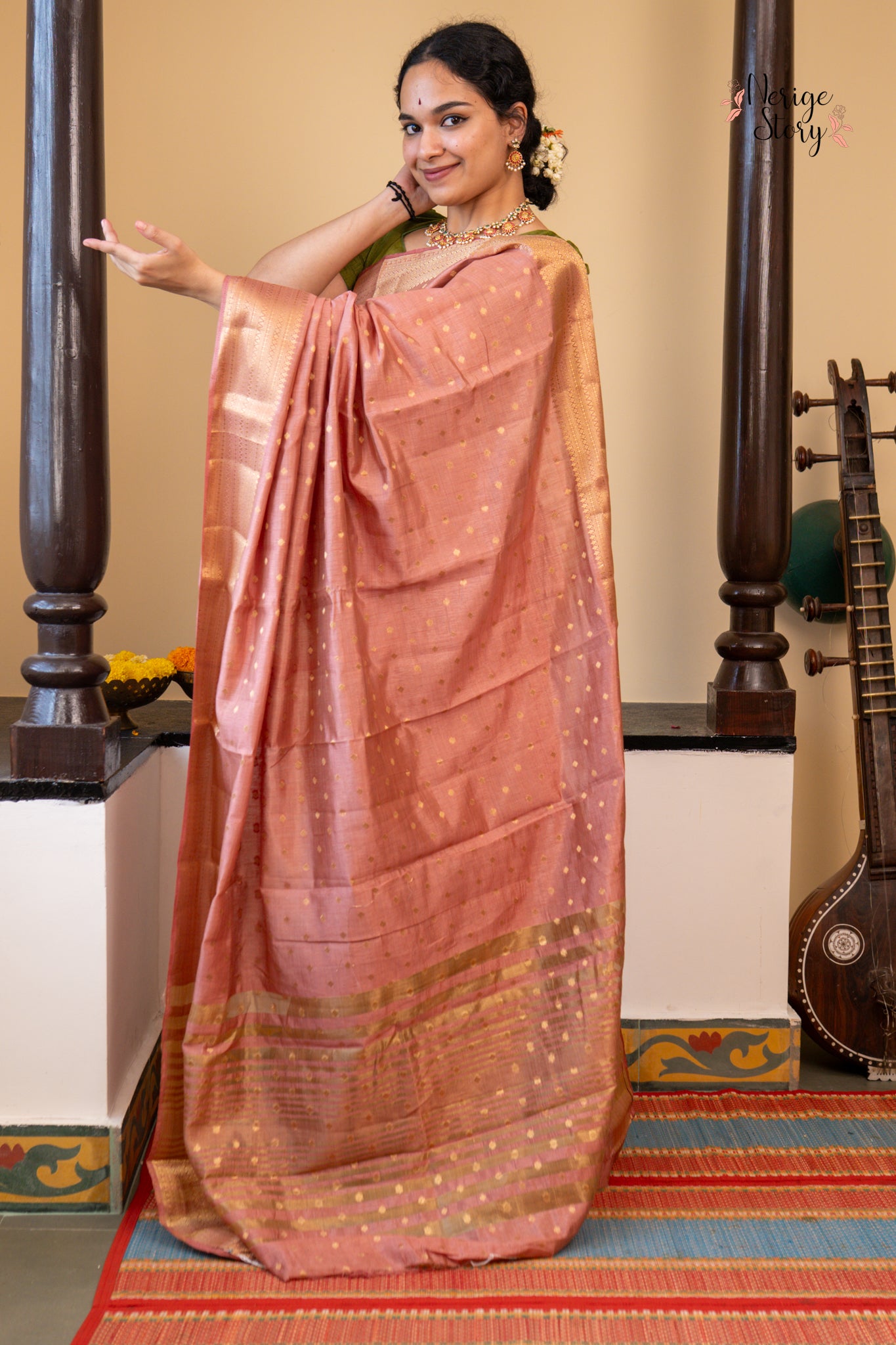 AMODINI (अमोदिनी)