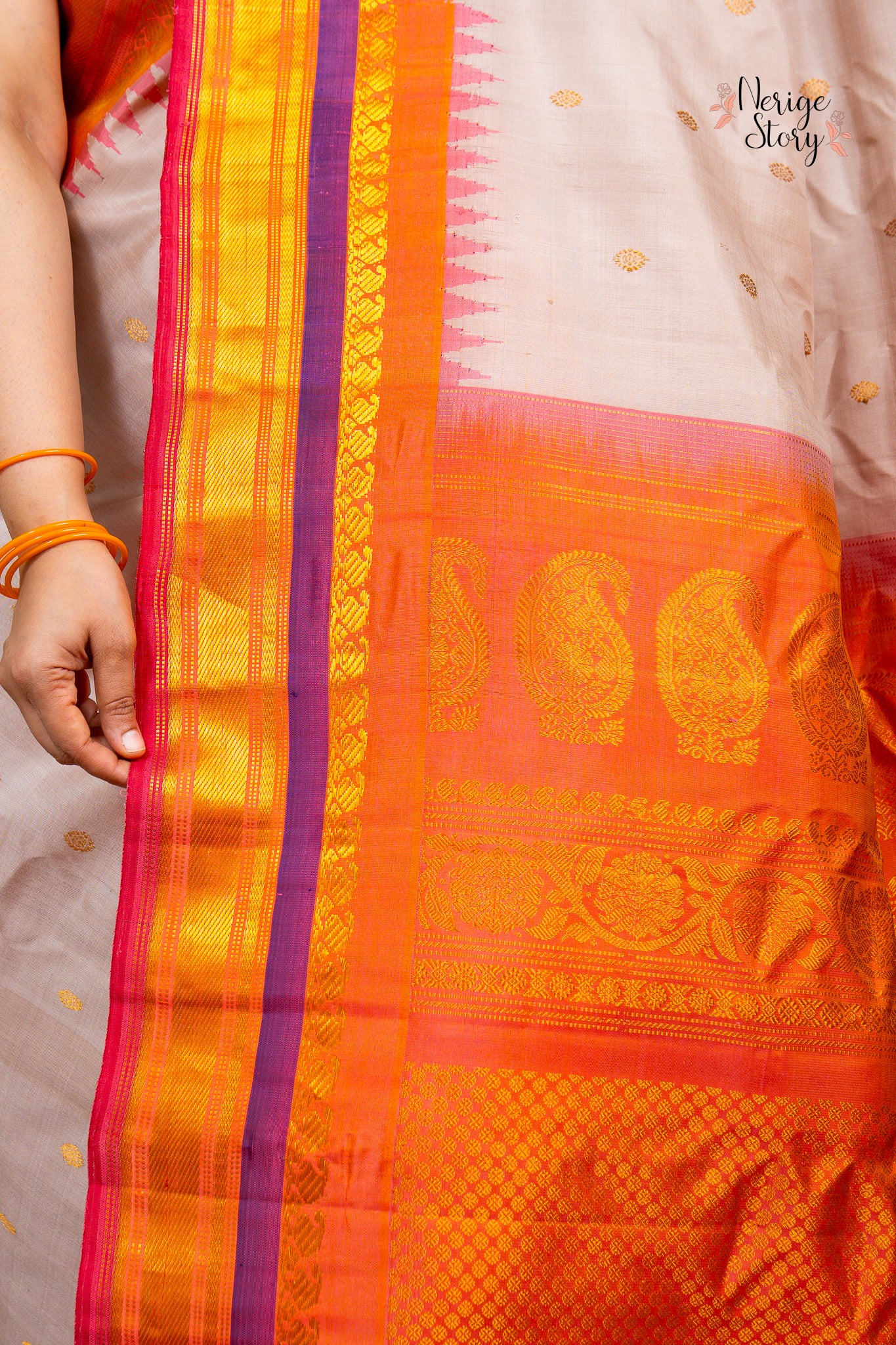 ARHIKA (అర్హికా)