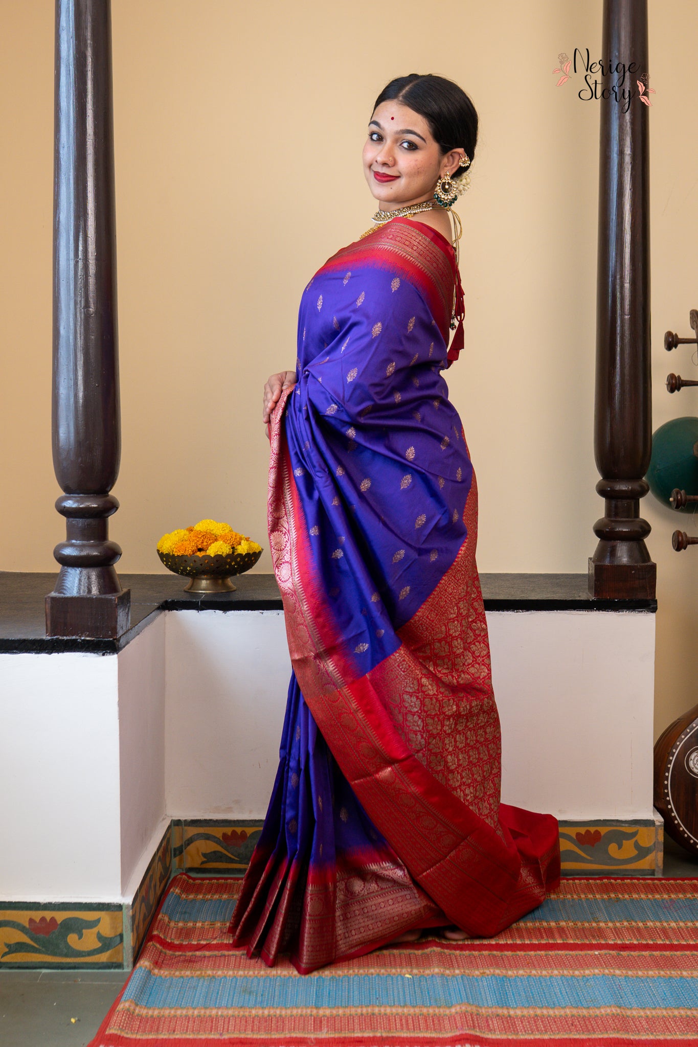 MANISHA (मनीषा)