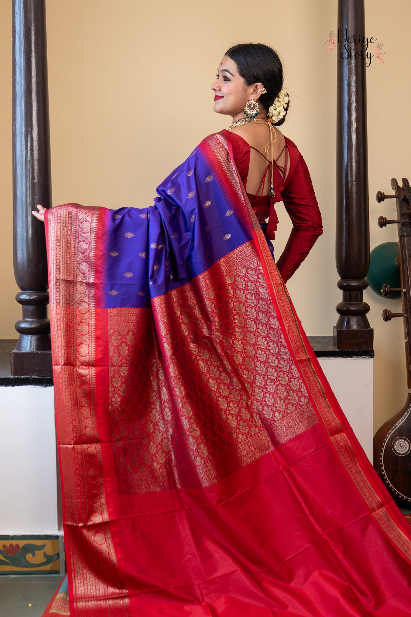 MANISHA (मनीषा)