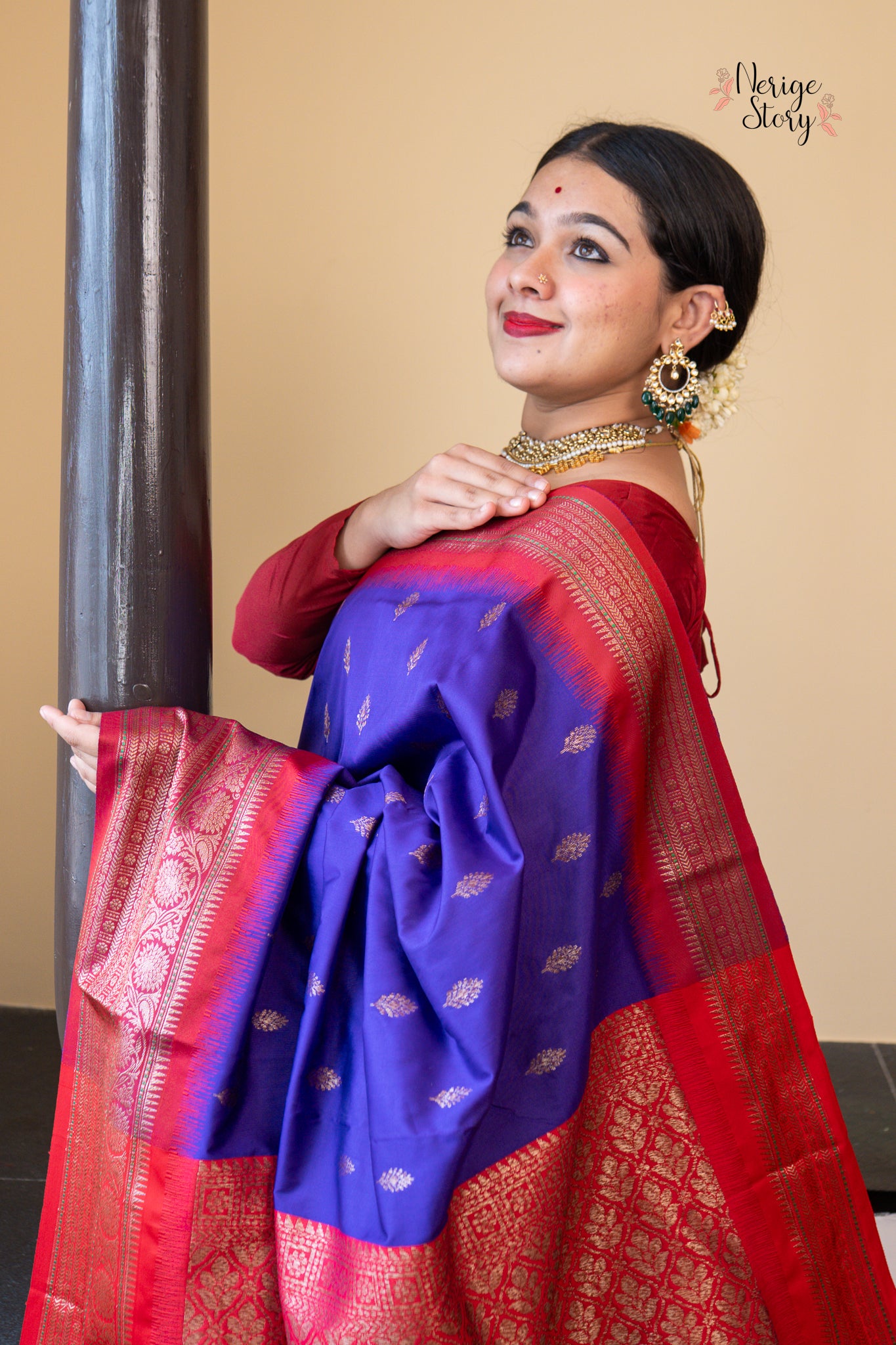 MANISHA (मनीषा)