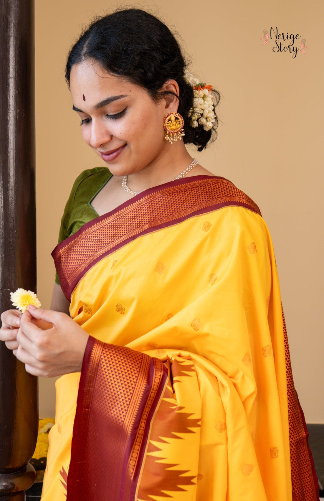 RATNIKA (ರತ್ನಿಕಾ)