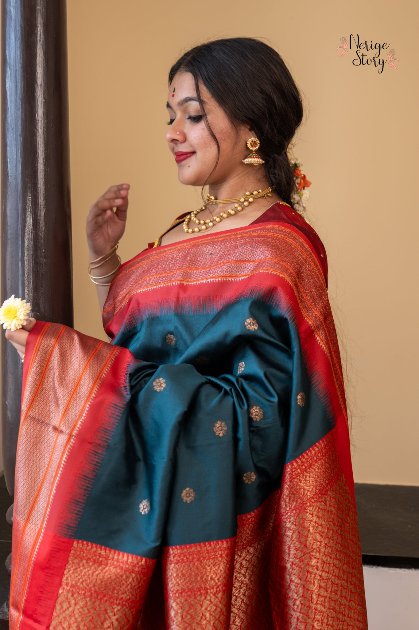 VARNIKA (वर्णिका)