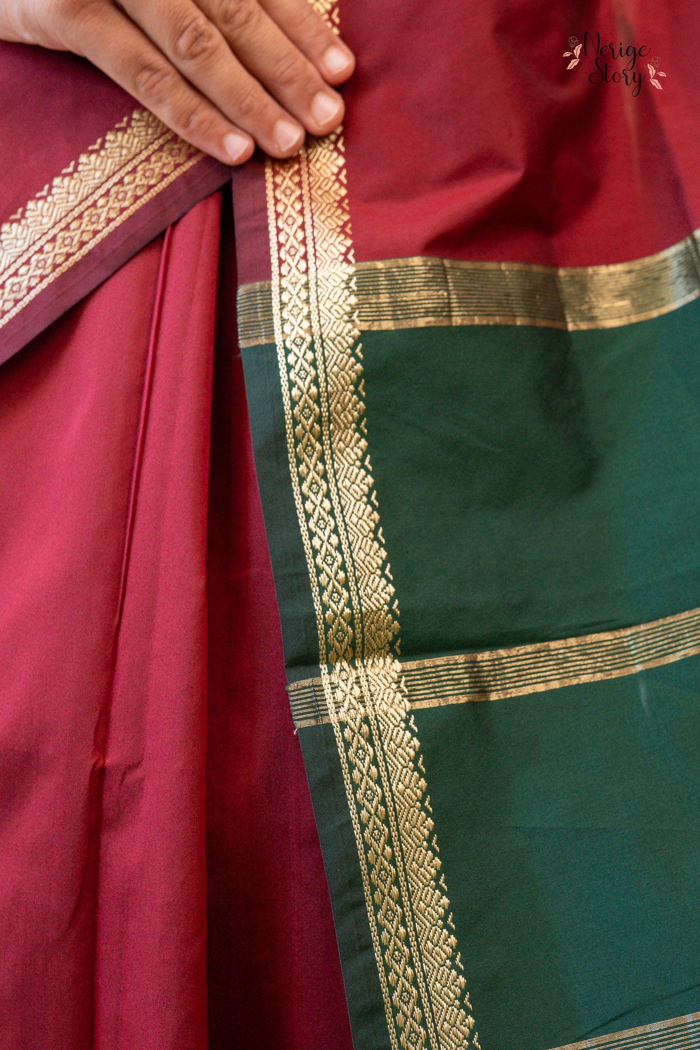 KAMANIYA (ಕಮನೀಯ)