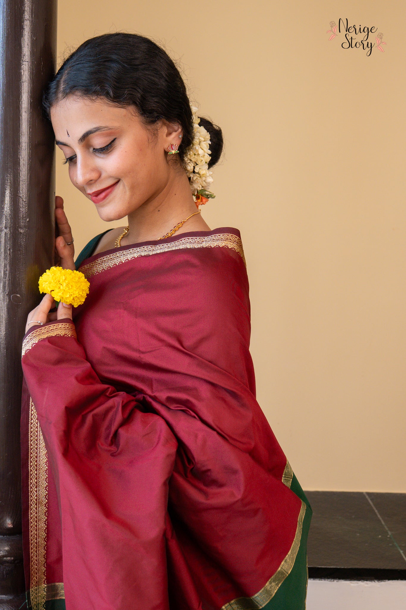 KAMANIYA (ಕಮನೀಯ)
