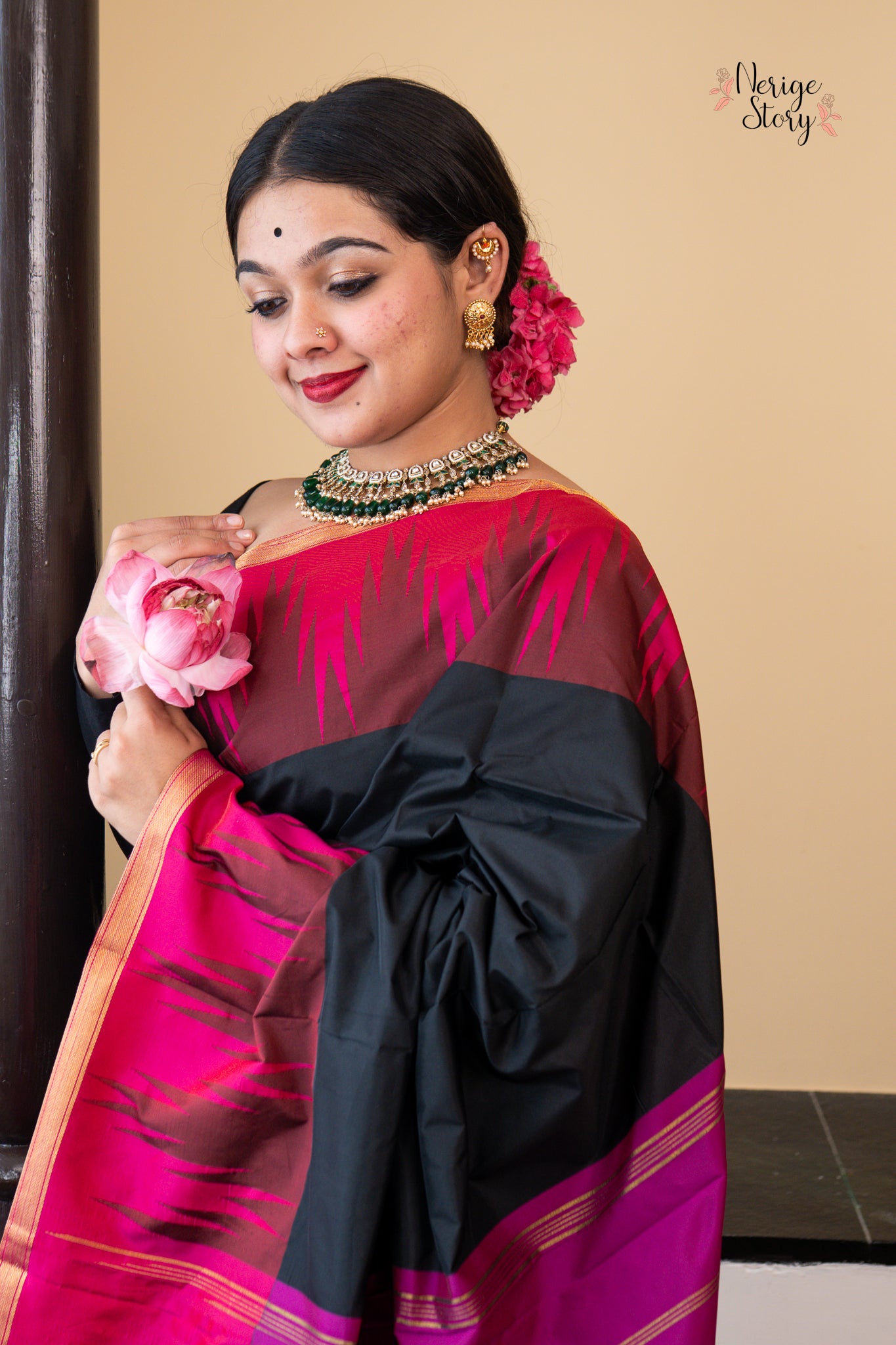 MRUNMAYI (ಮೃಣ್ಮಯಿ)