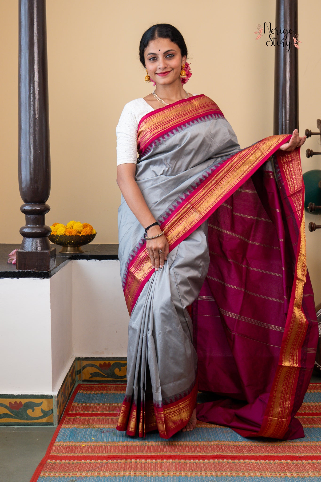 GAAYIKA (ಗಾಯಿಕಾ)