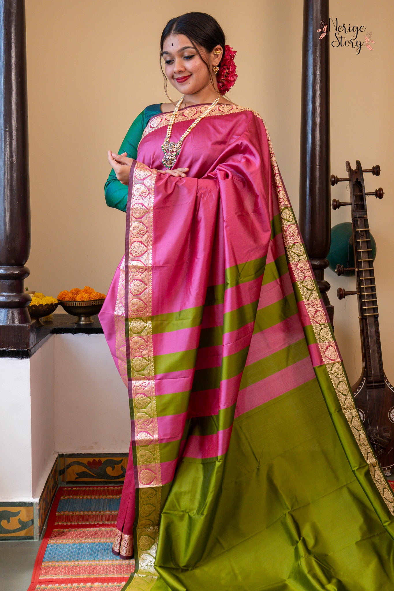 PADMIKA (पद्मिका)