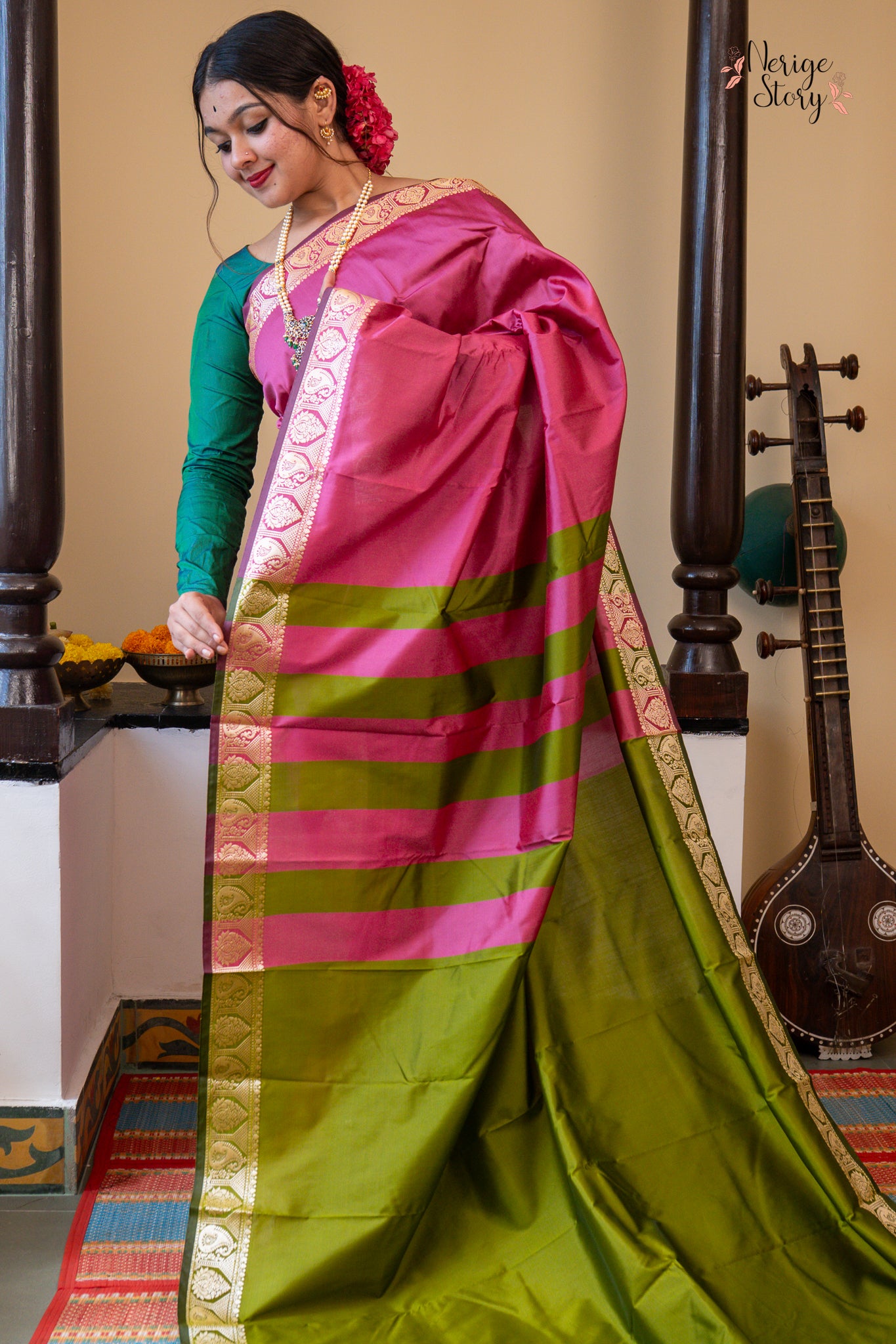 PADMIKA (पद्मिका)