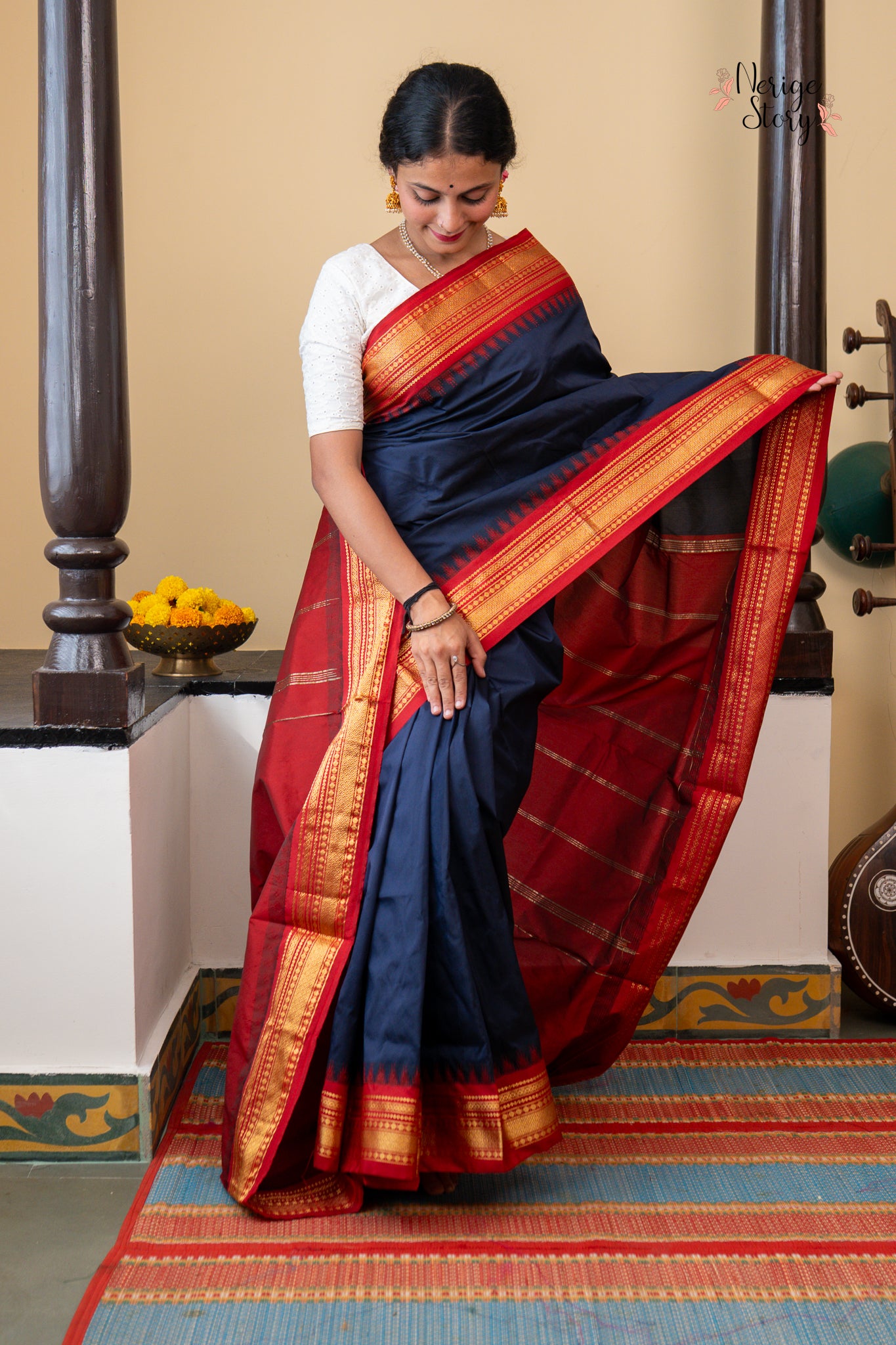 FALAKSHI (ಫಲಕ್ಷಿ)