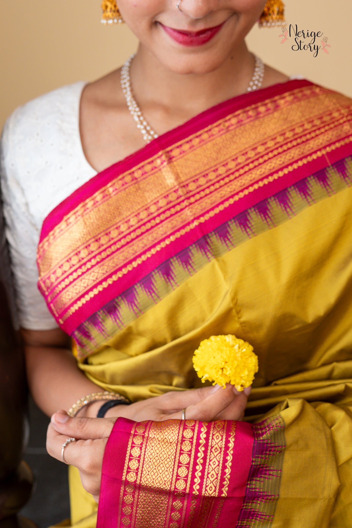 DIVITHA (ದಿವಿತಾ)