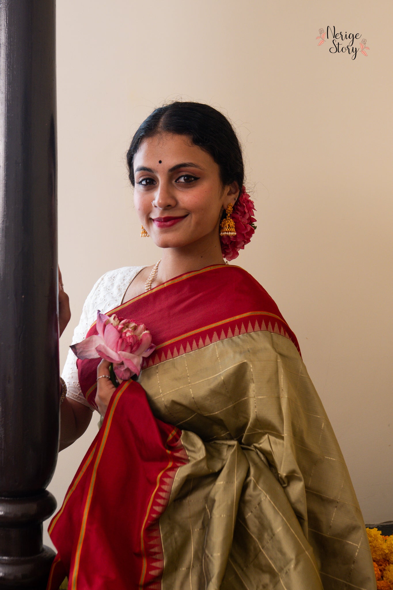 MOUNIKA (ಮೌನಿಕಾ)