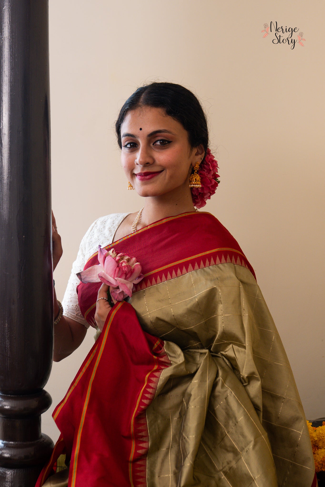 MOUNIKA (ಮೌನಿಕಾ)