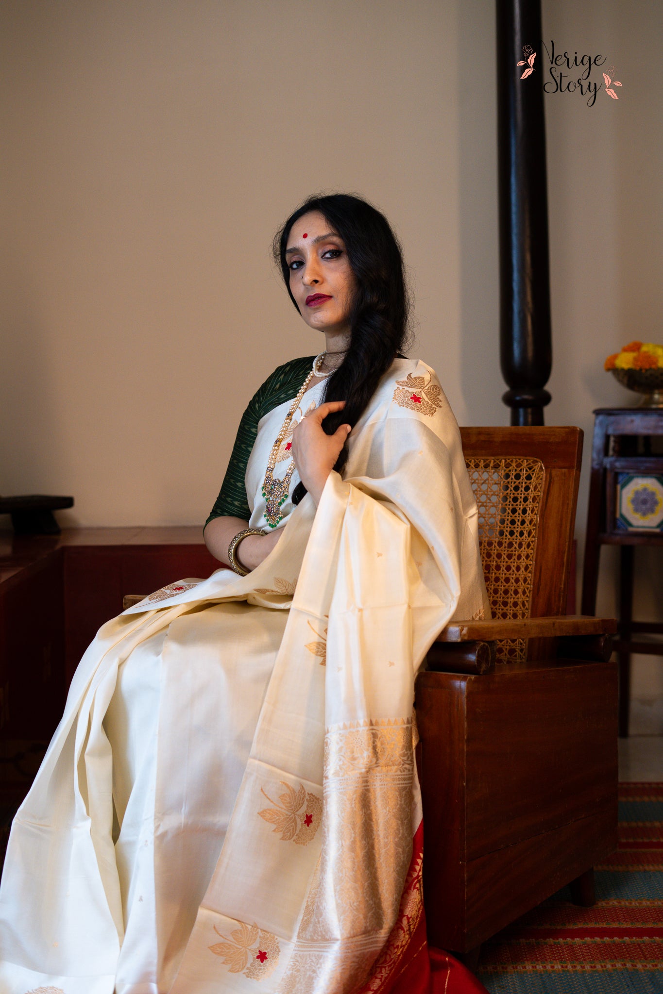 JYOTHIRMOYI (ज्योतिर्मोयी)