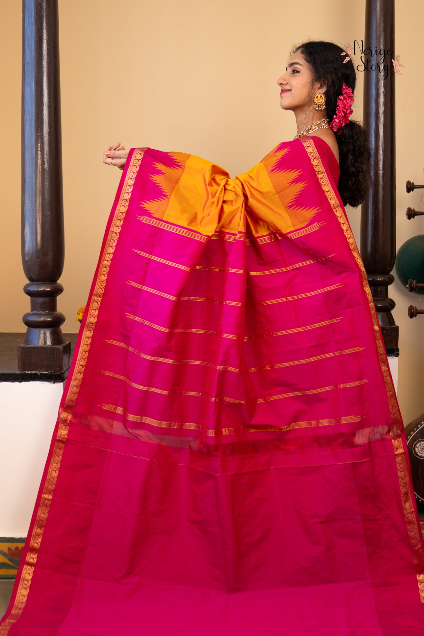 LAHARI (ಲಹರಿ)