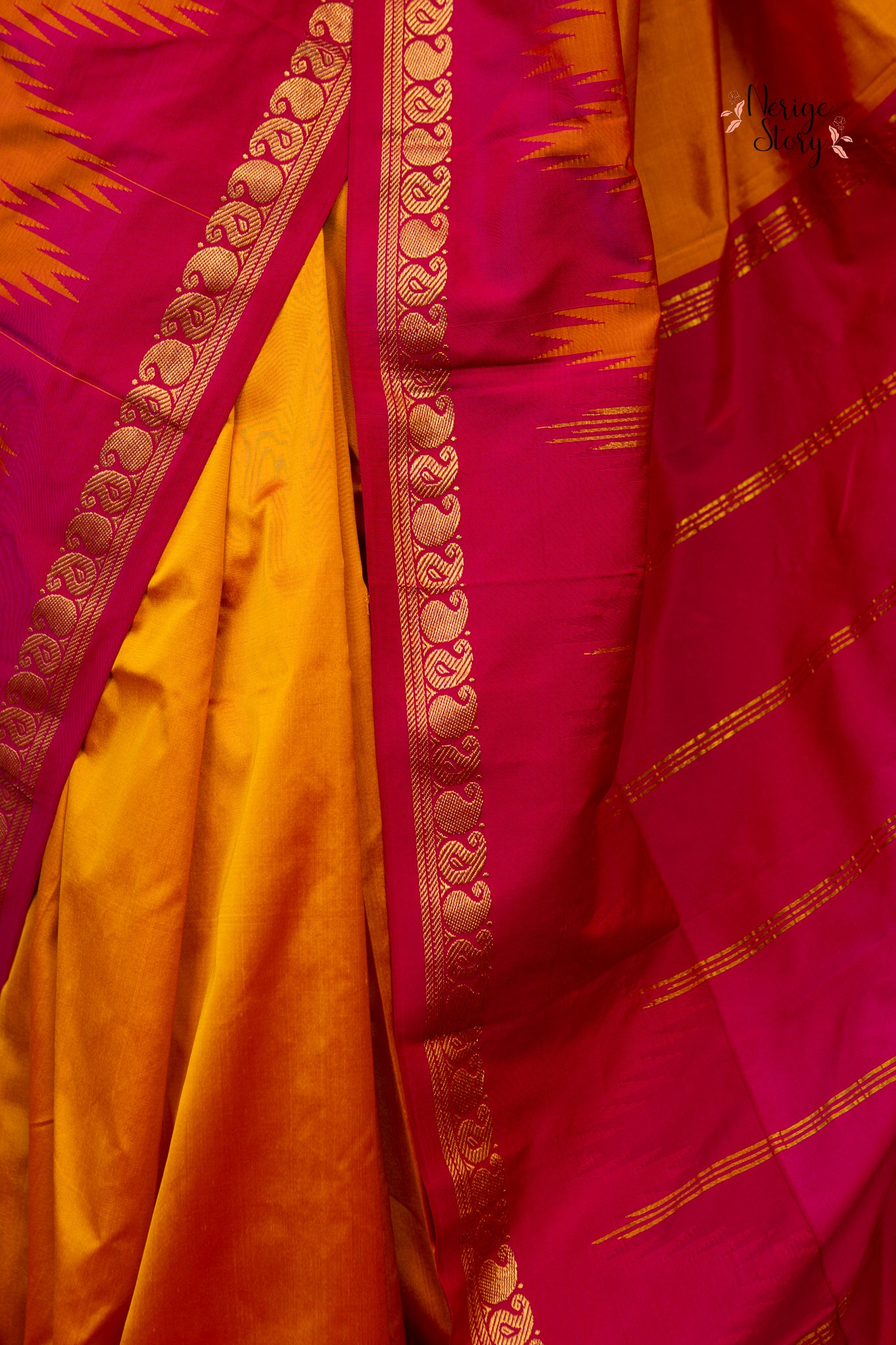 LAHARI (ಲಹರಿ)