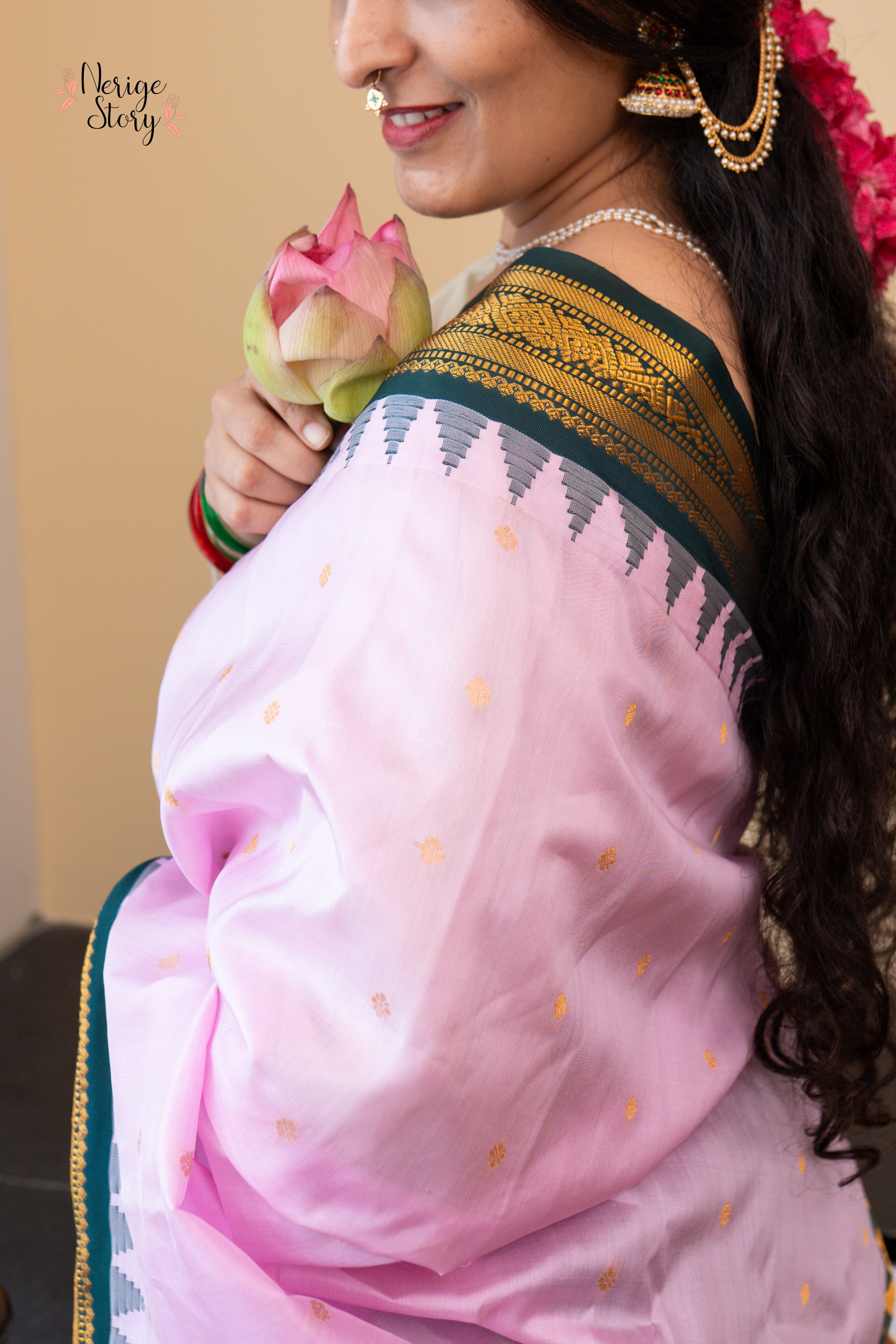 DEEPAANJALA (దీపాంజలా﻿)