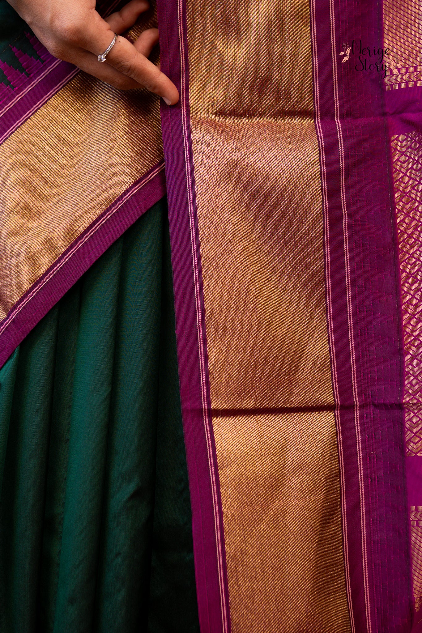 HASINI (ಹಸಿನಿ)