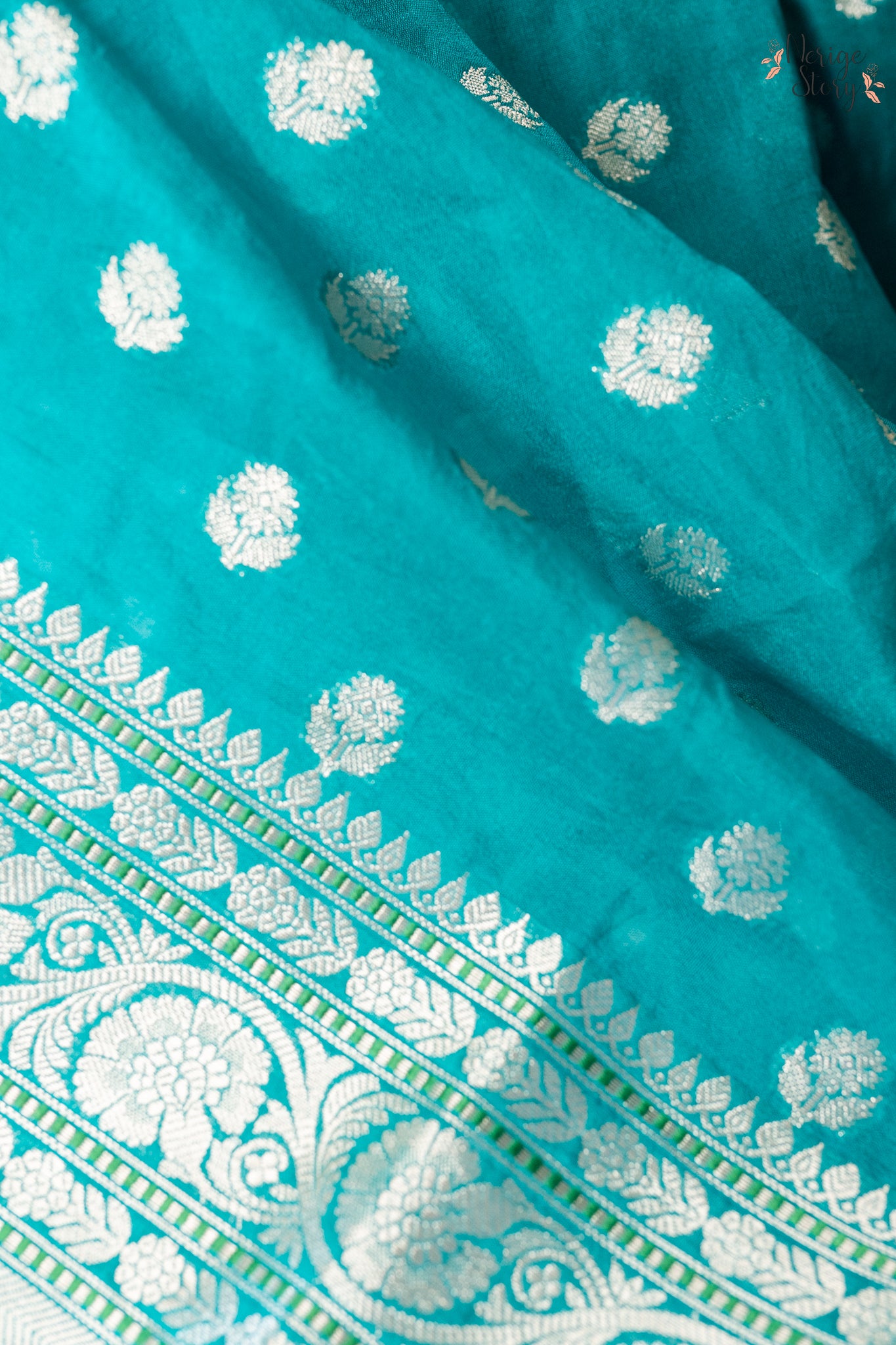RAASIKA (रासिका)