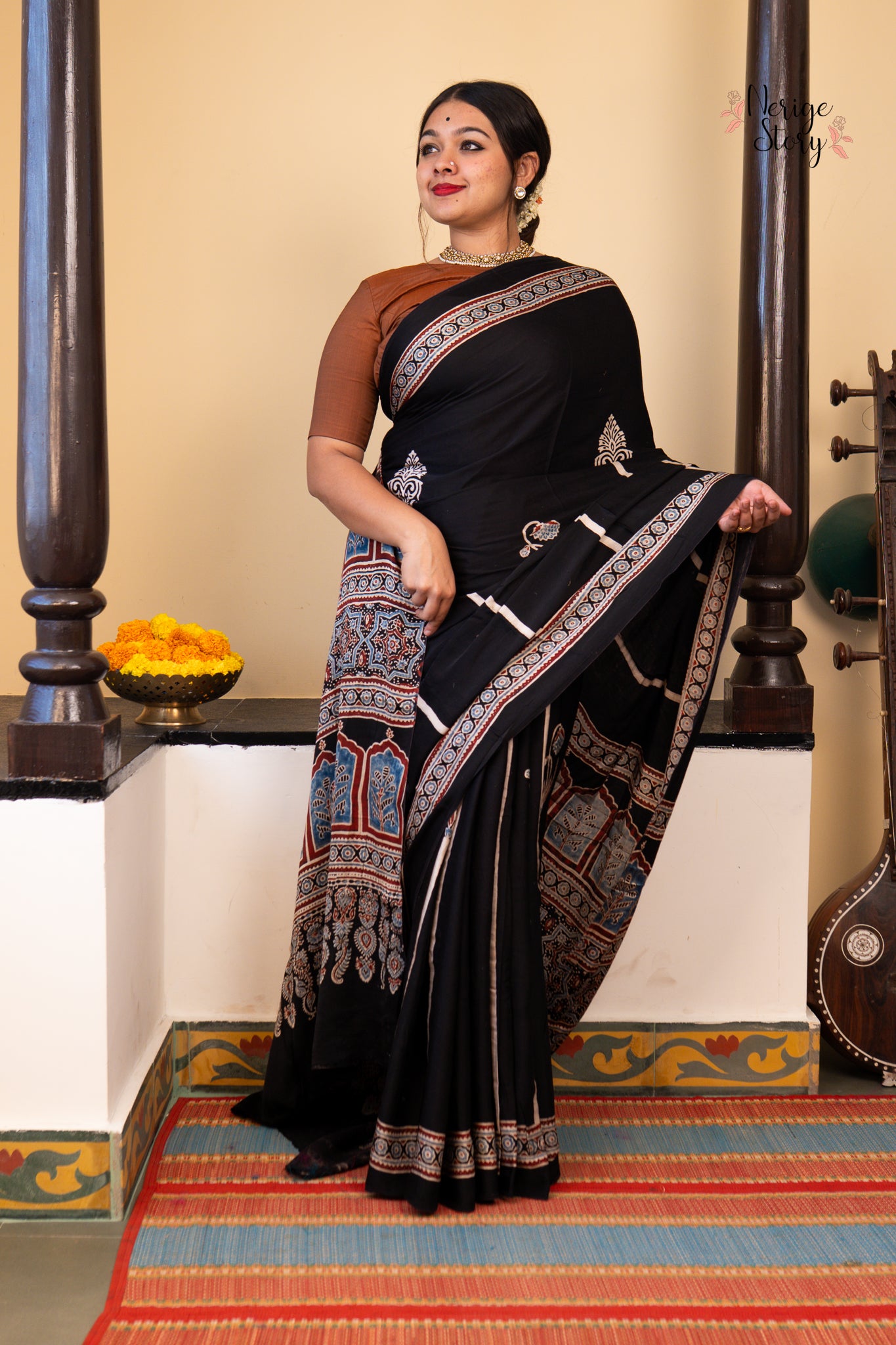 NAYANA (नयना)