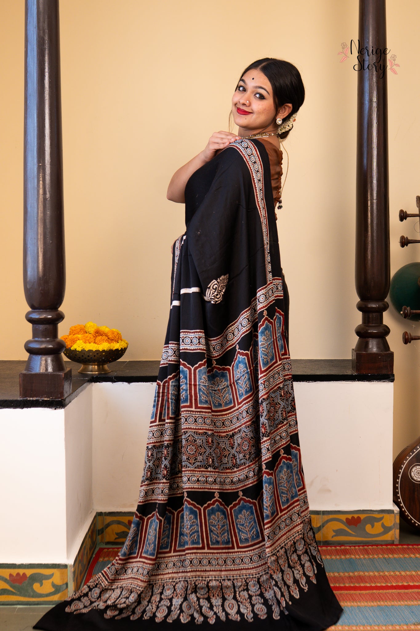 NAYANA (नयना)