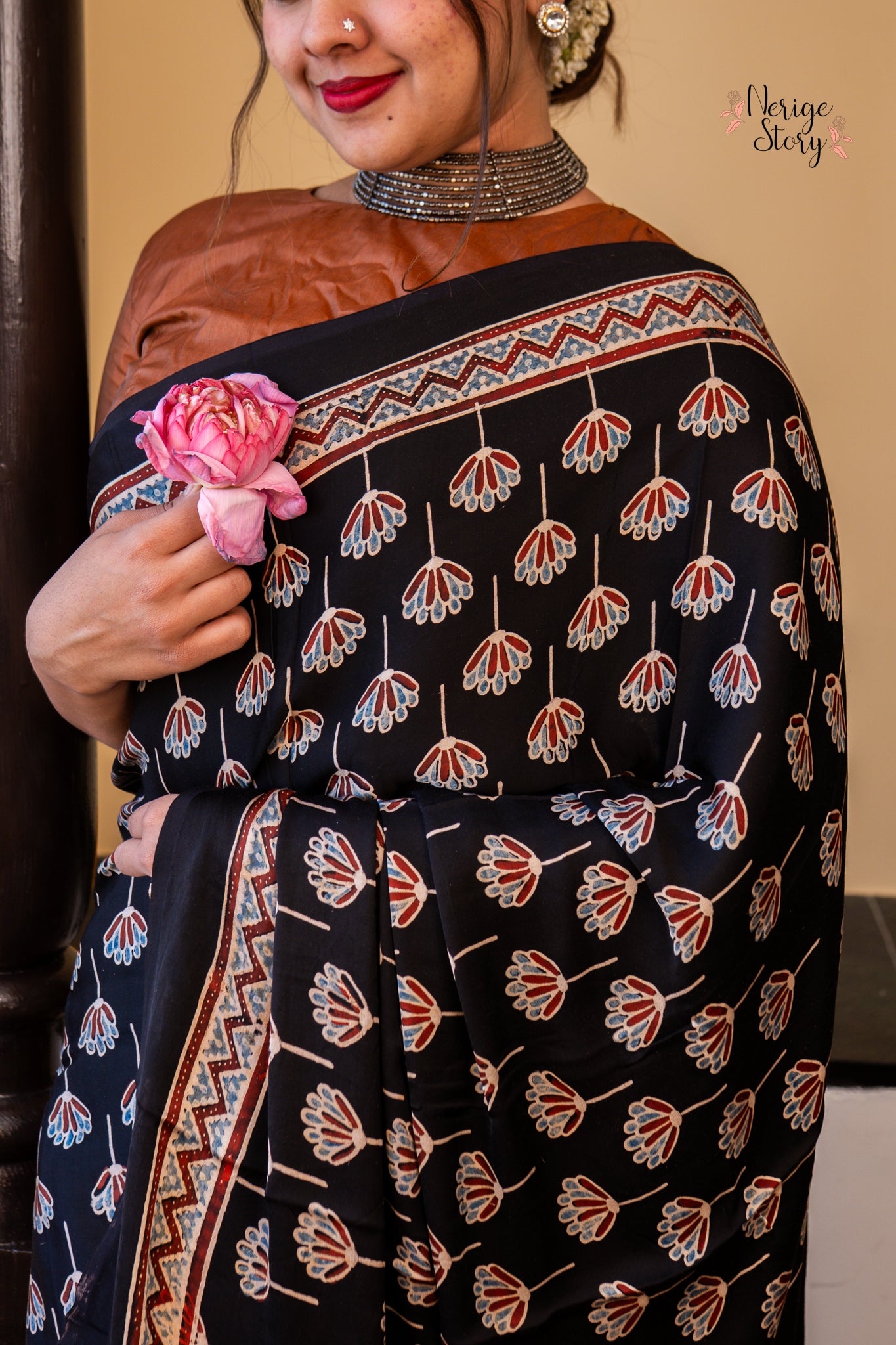 PAVANI (पावनी)